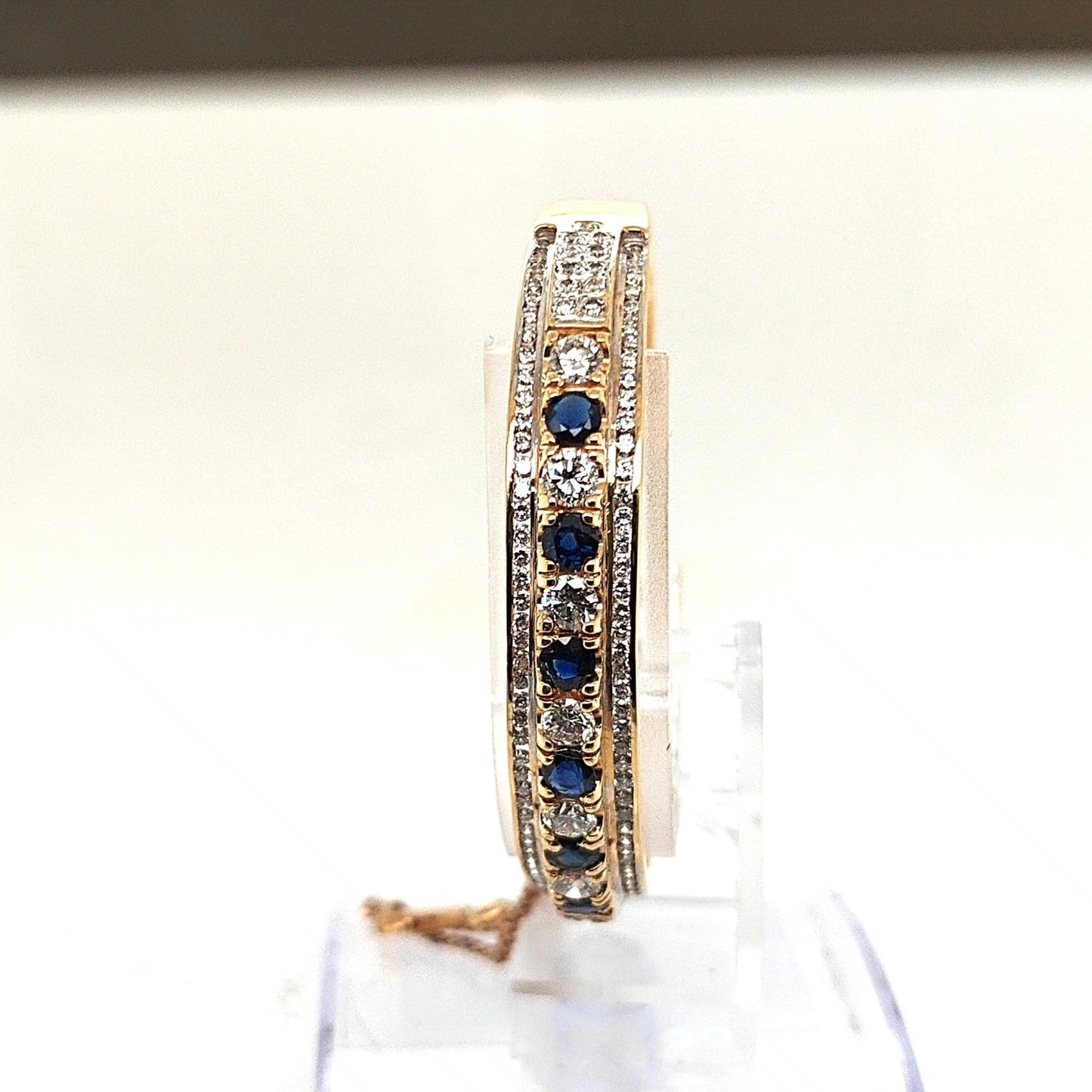 BANGLE BRACELET DIAMOND AND SAPPHIRE 18KT YELLOW GOLD