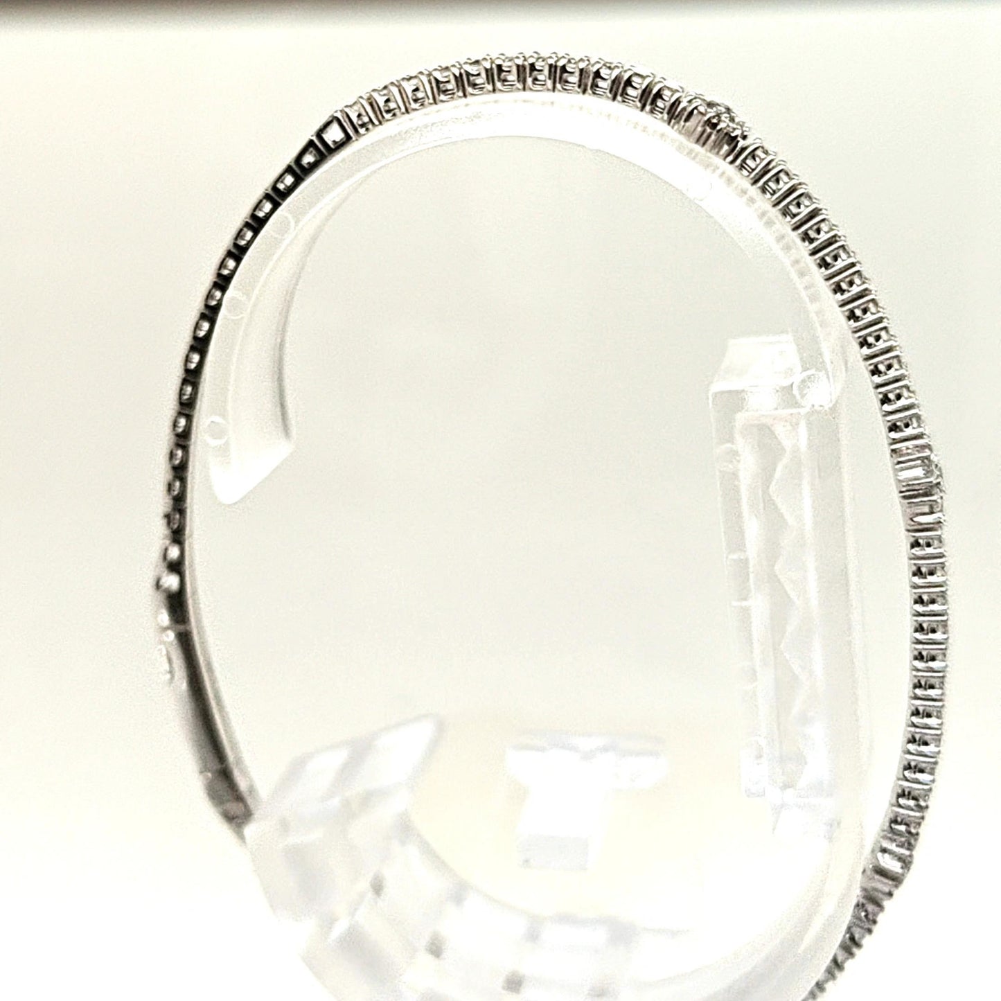 BANGLE BRACELET FLEXIBLE 3 CLUSTER DIAMOND 14KT WHITE GOLD