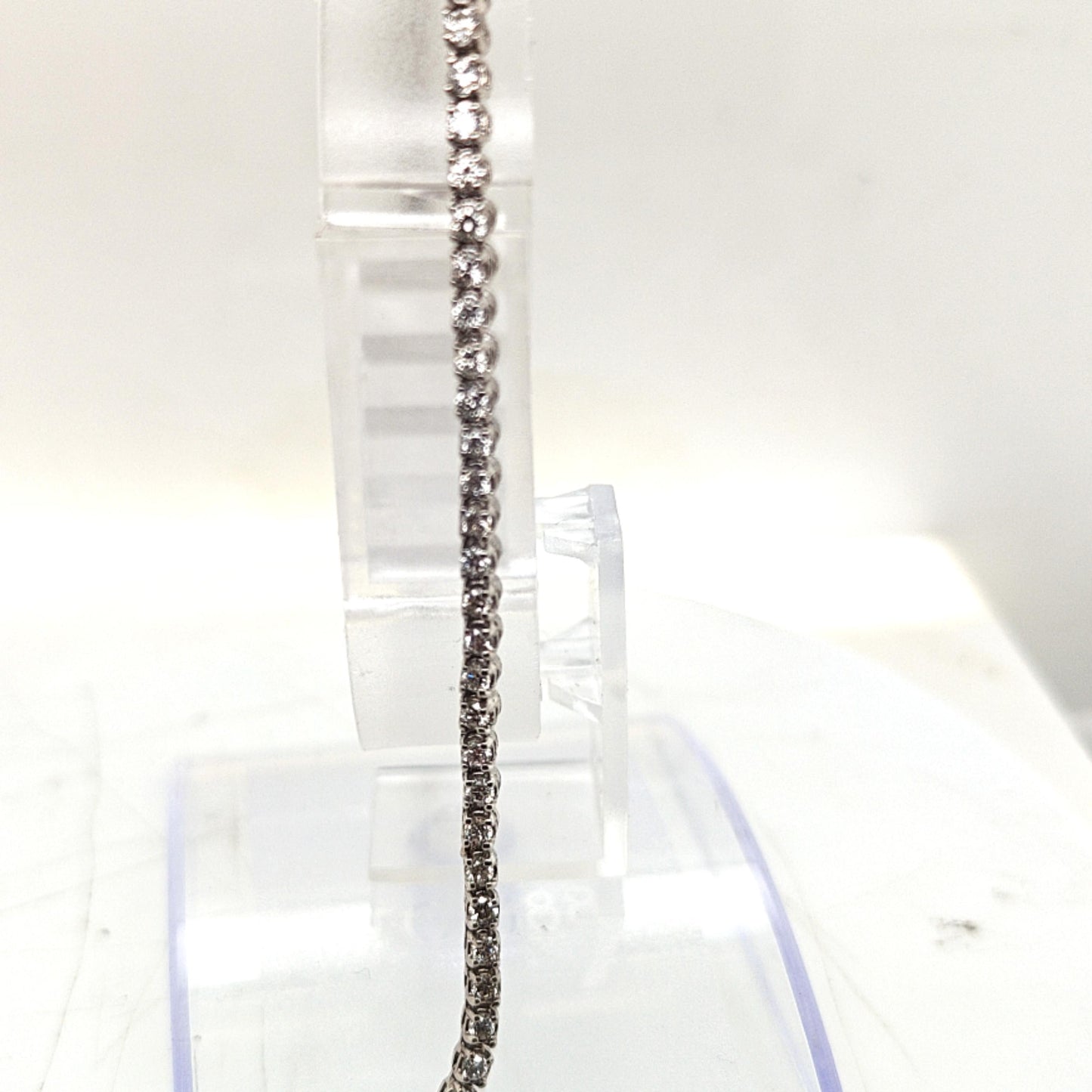 DIAMOND TENNIS BRACELET 2.24CT WHITE GOLD