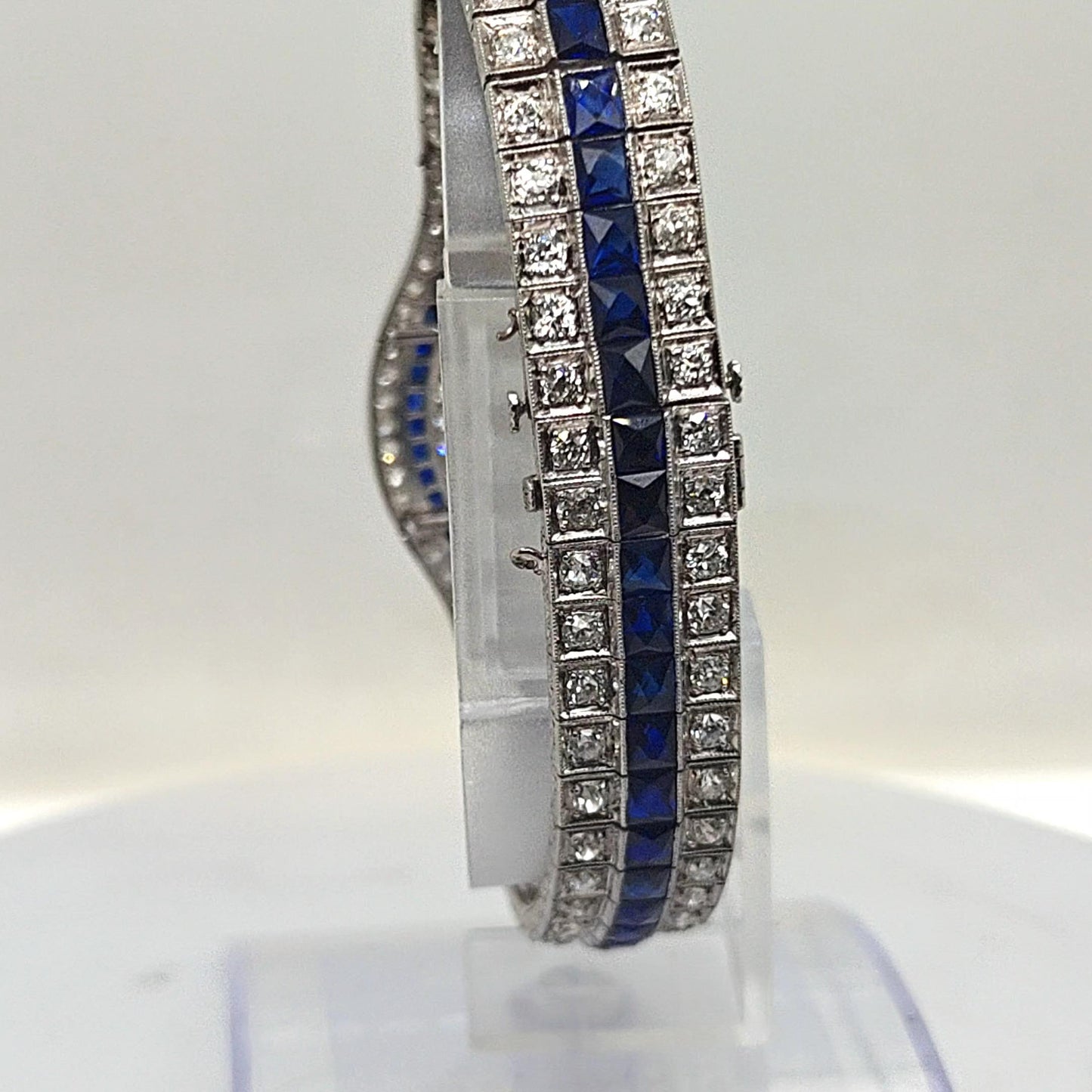DIAMOND AND SAPPHIRE ART DECO BRACELET PLATINUM