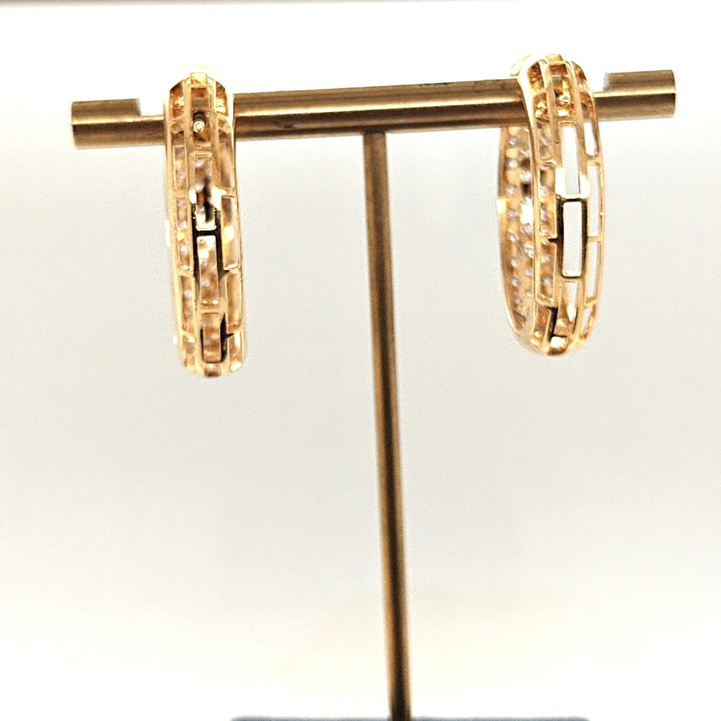 DIAMOND PAVE HOOP EARRINGS 2.24CT YELLOW GOLD