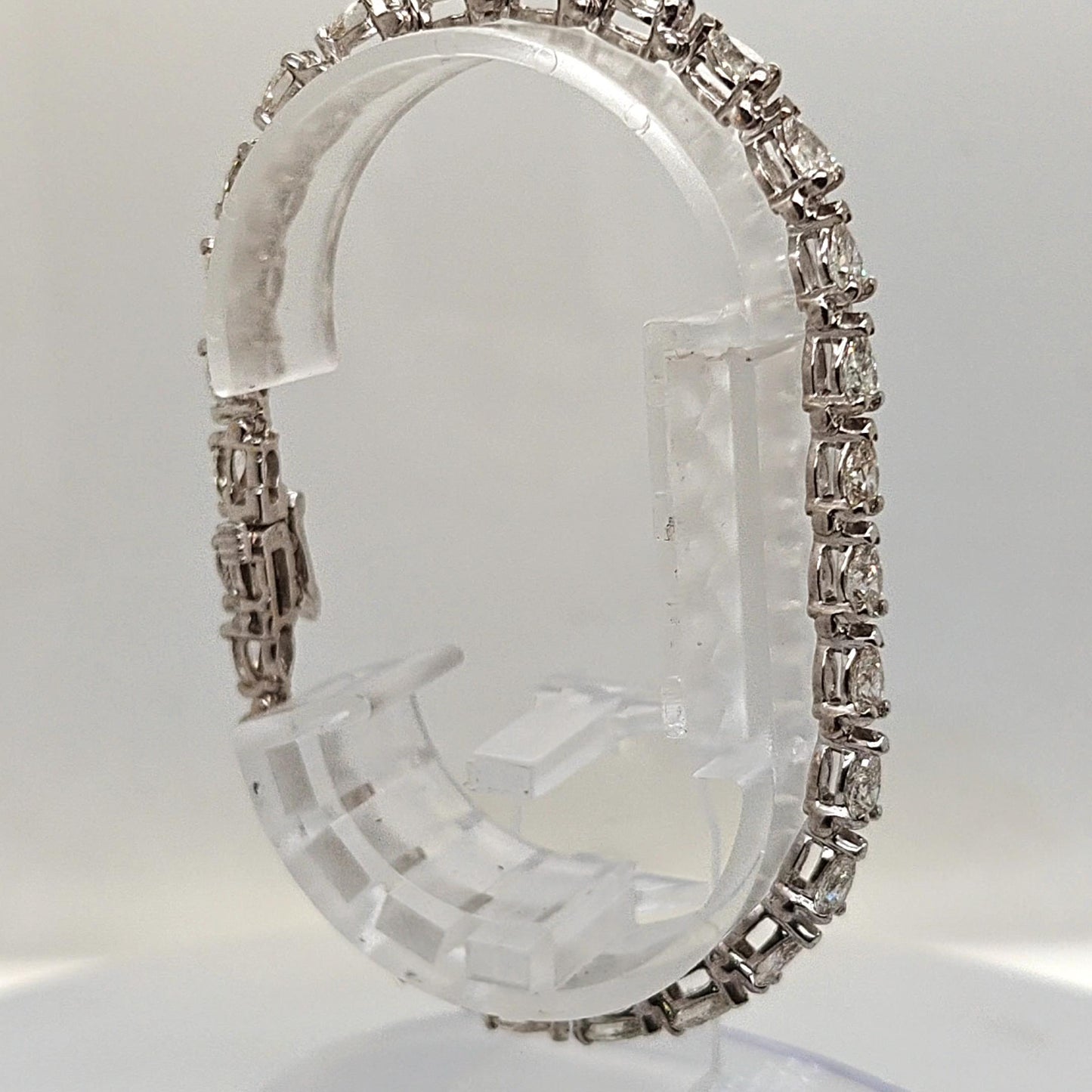 DIAMOND PEAR SHAPE TENNIS BRACELET WHITE GOLD 6.7CT