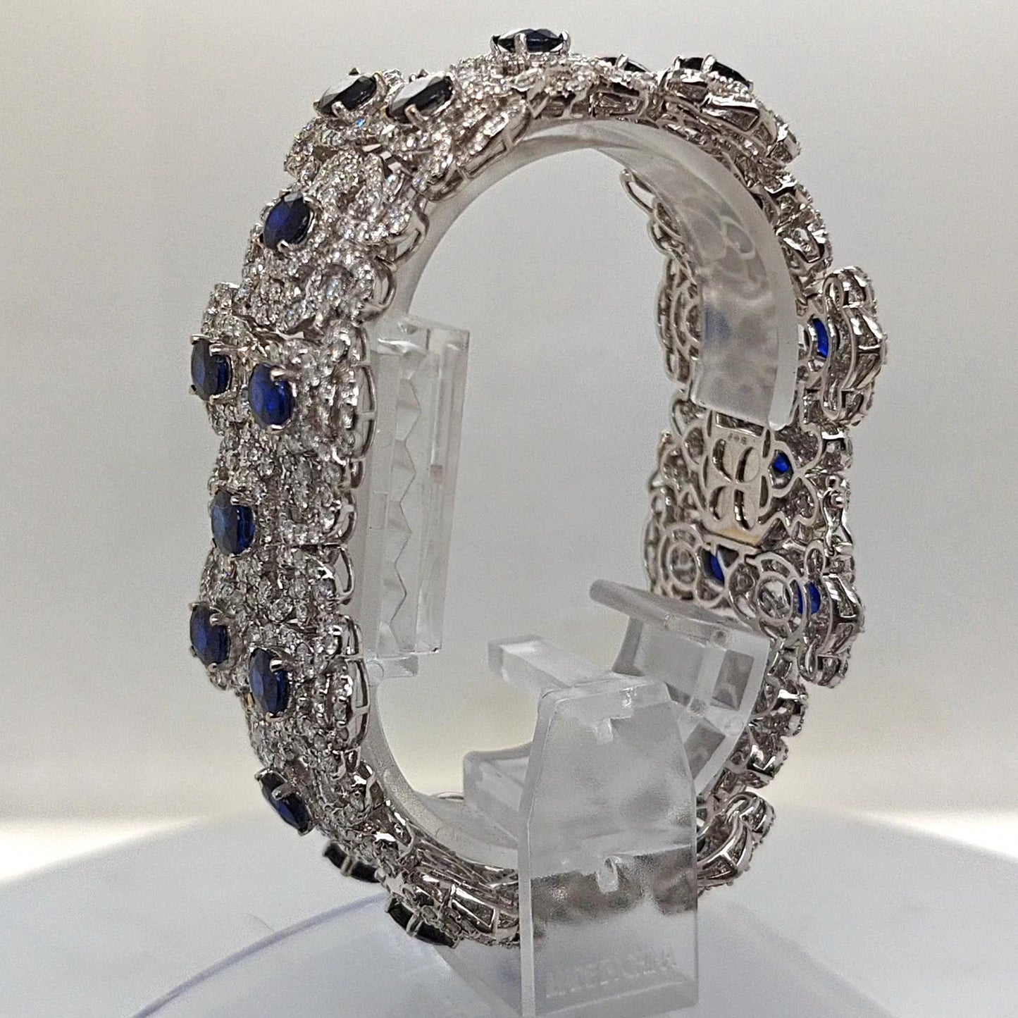 DIAMOND AND SAPPHIRE WIDE BRACELET WHITE GOLD