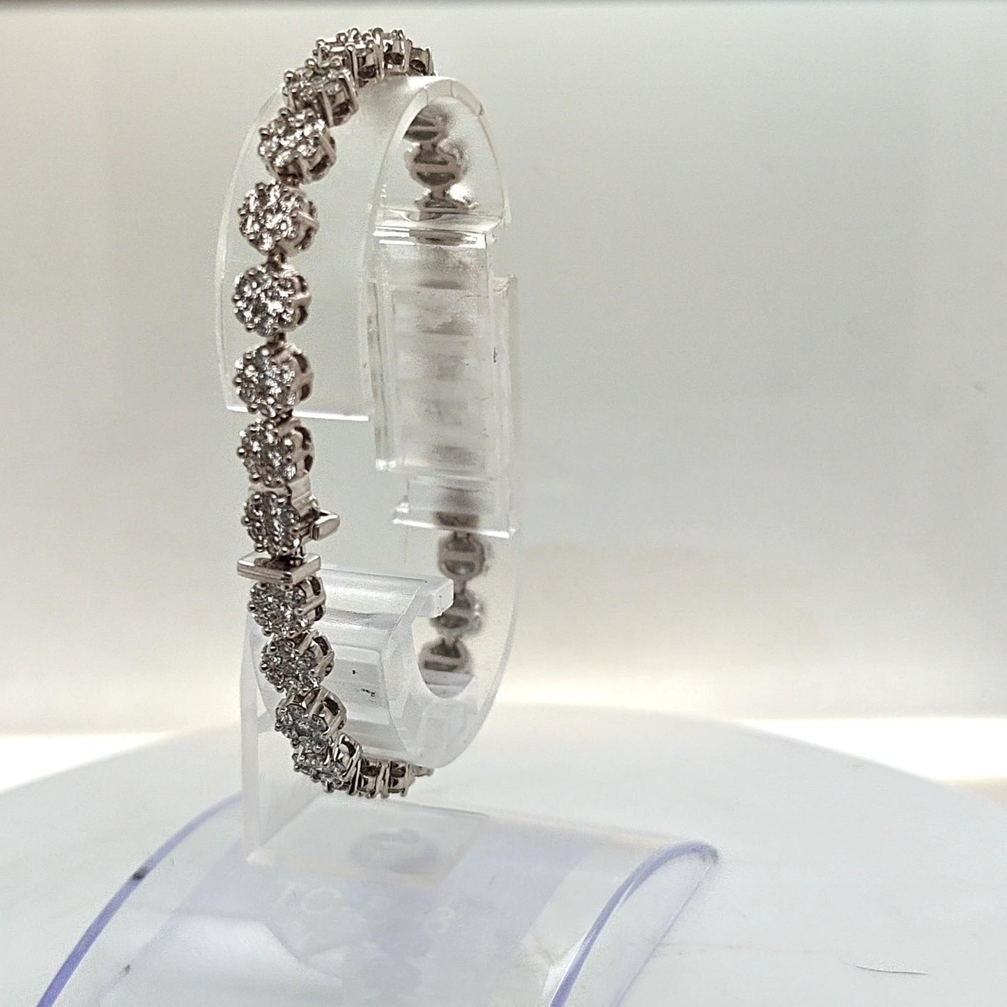 DIAMOND CLUSTER BRACELET WHITE GOLD 7.06CTW