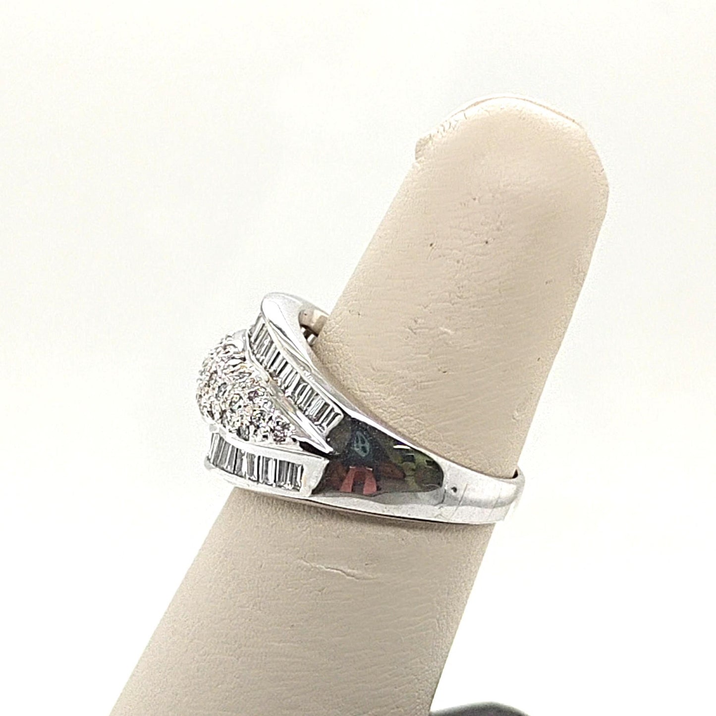 DIAMOND DOME RING 1.77CTW WHITE GOLD