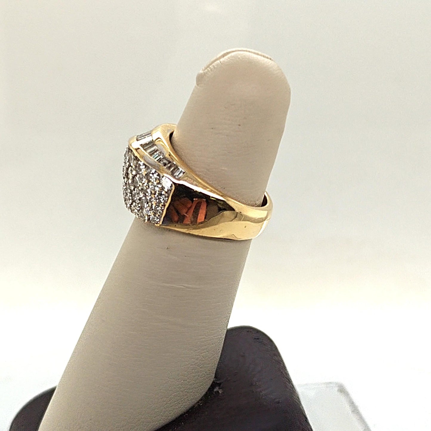 DIAMOND BAND RING ROUND AND BAGUETTES 2.30CTW YELLOW GOLD