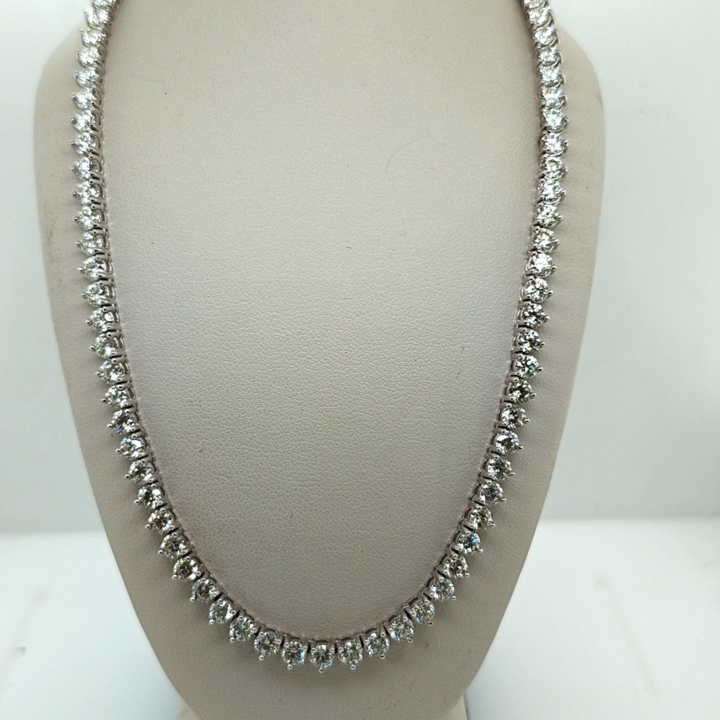 DIAMOND TENNIS NECKLACE 21.07CT WHITE GOLD