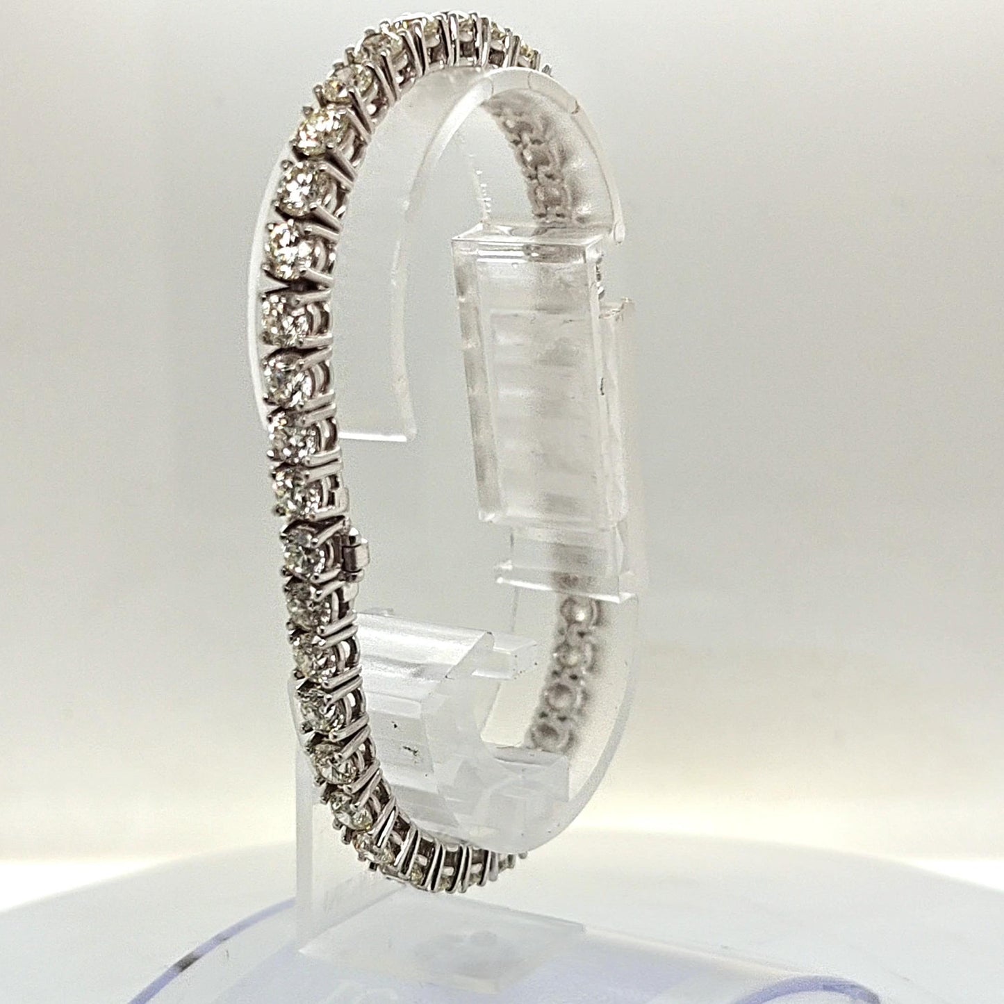 DIAMOND TENNIS BRACELET 12.52CT WHITE GOLD