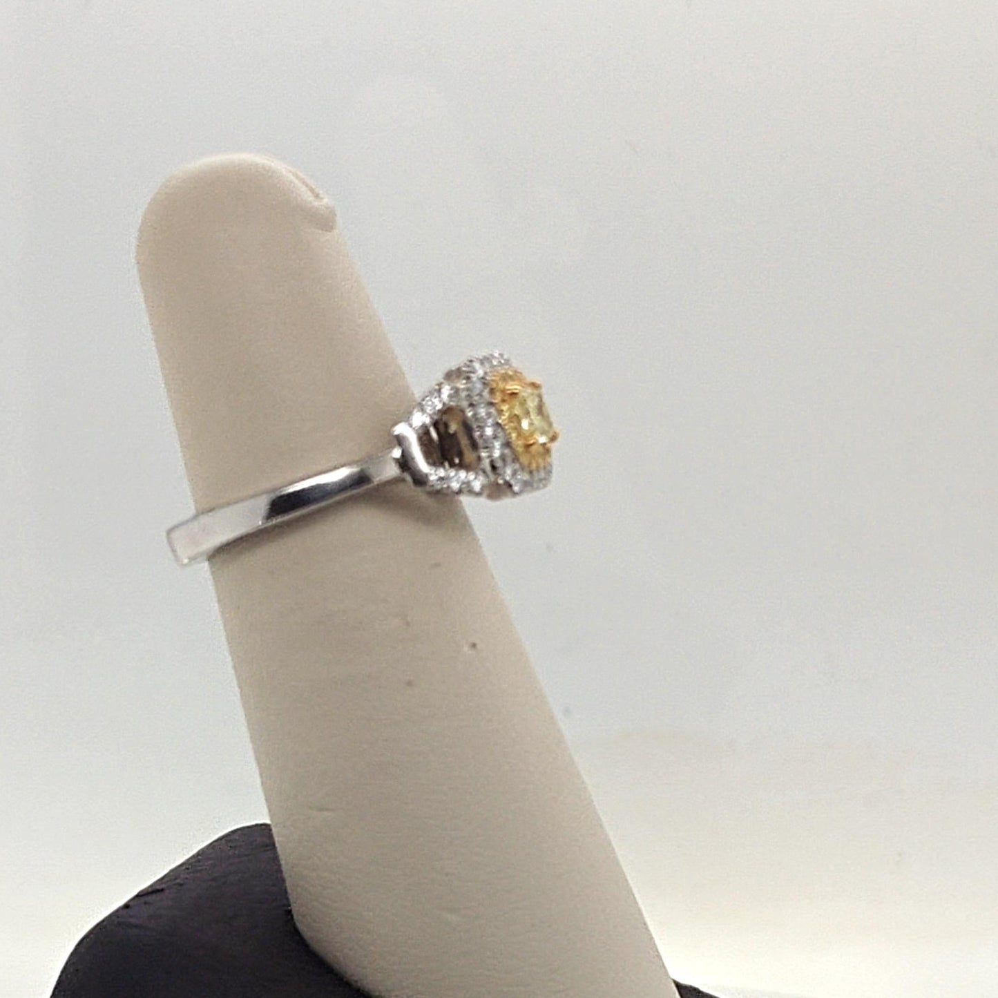 YELLOW AND WHITE DIAMOND RING HANDMADE PLATINUM
