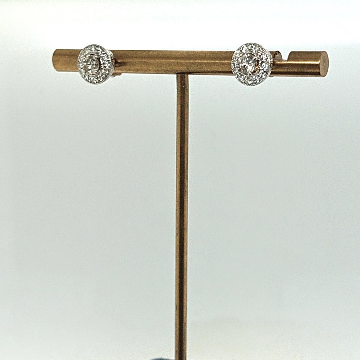 DIAMOND CLUSTER EARRINGS 0.75 WHITE GOLD