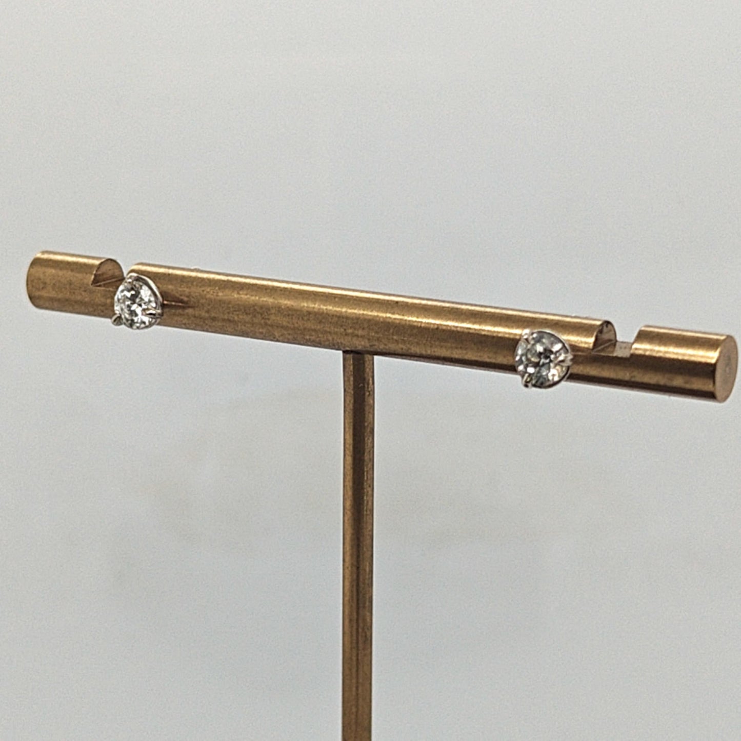 DIAMOND STUD EARRINGS 0.43CT WHITE GOLD