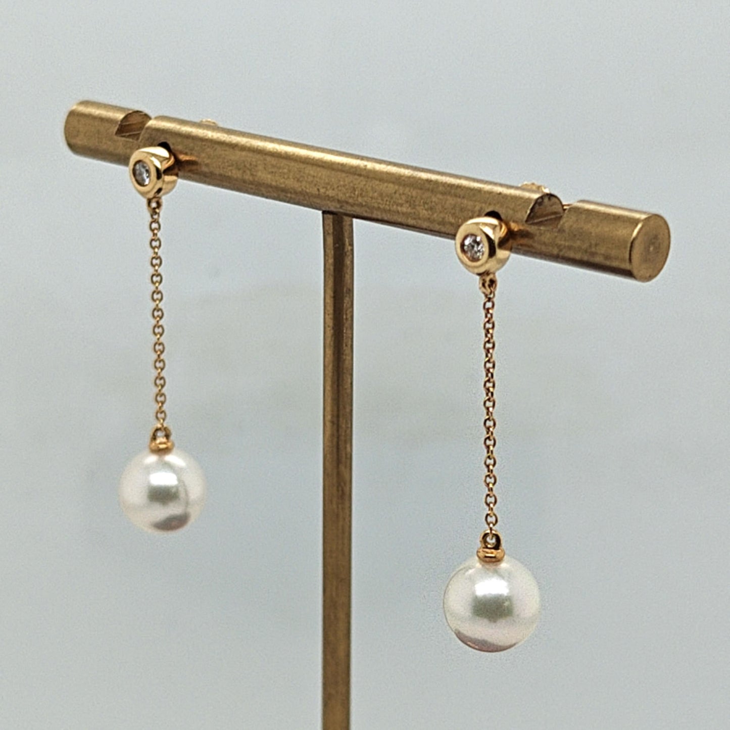 DIAMOND AND PEARL DANGLE EARRINGS YELLOW GOLD