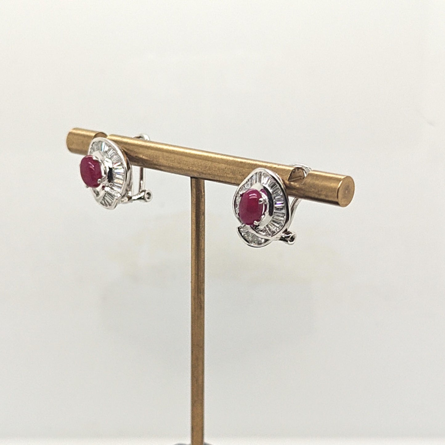 DIAMOND AND CABOCHON RUBY EARRINGS WHITE GOLD