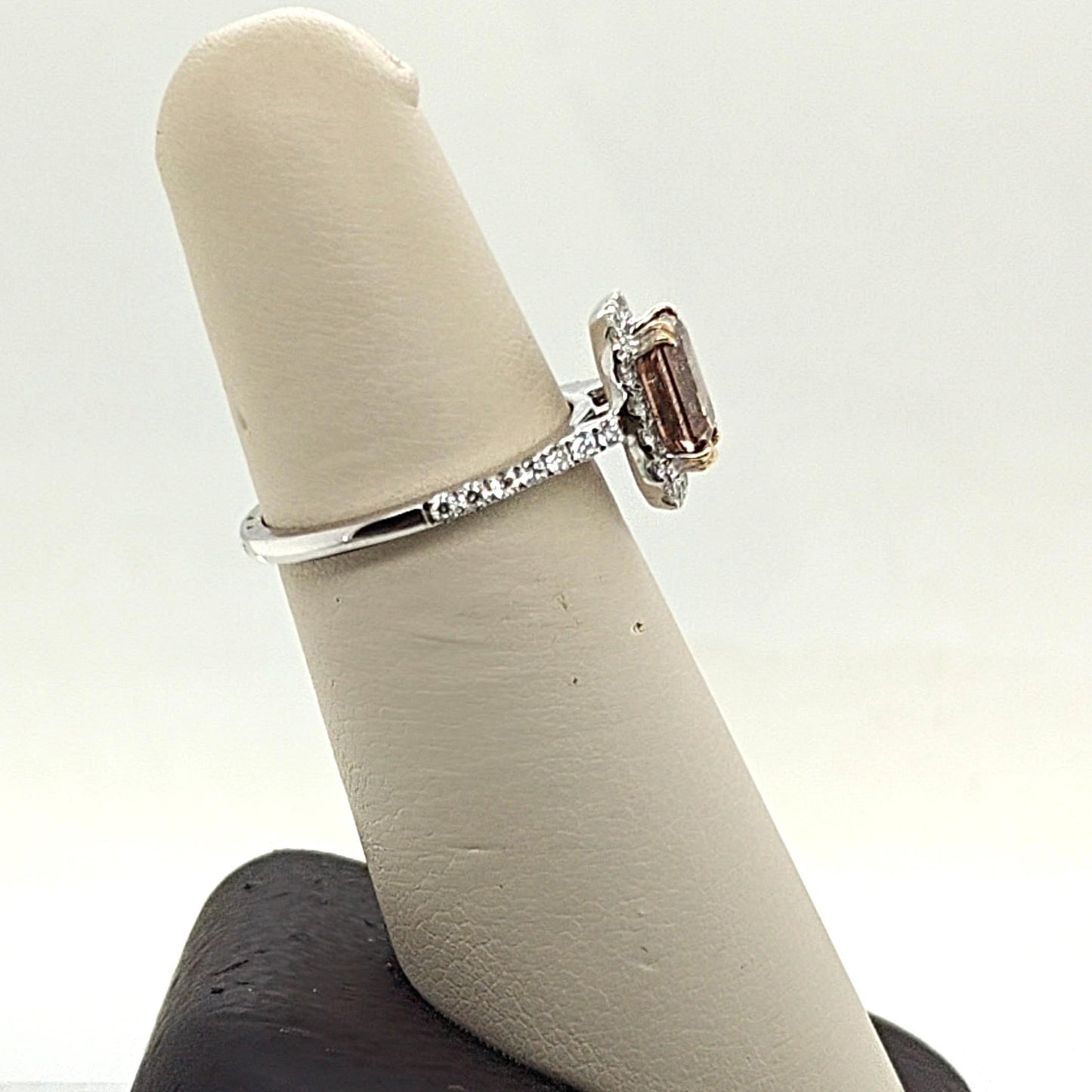DIAMOND RING 1.53CT EMERALD CUT GIA CHAMPAGNE WHITE GOLD