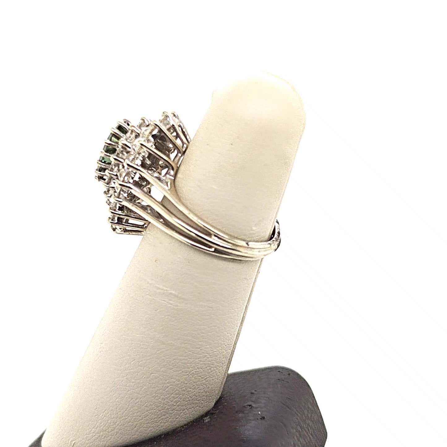 DIAMOND COCKTAIL RING 1.17CT IRRADIATED GREEN PEAR WHITE GOLD