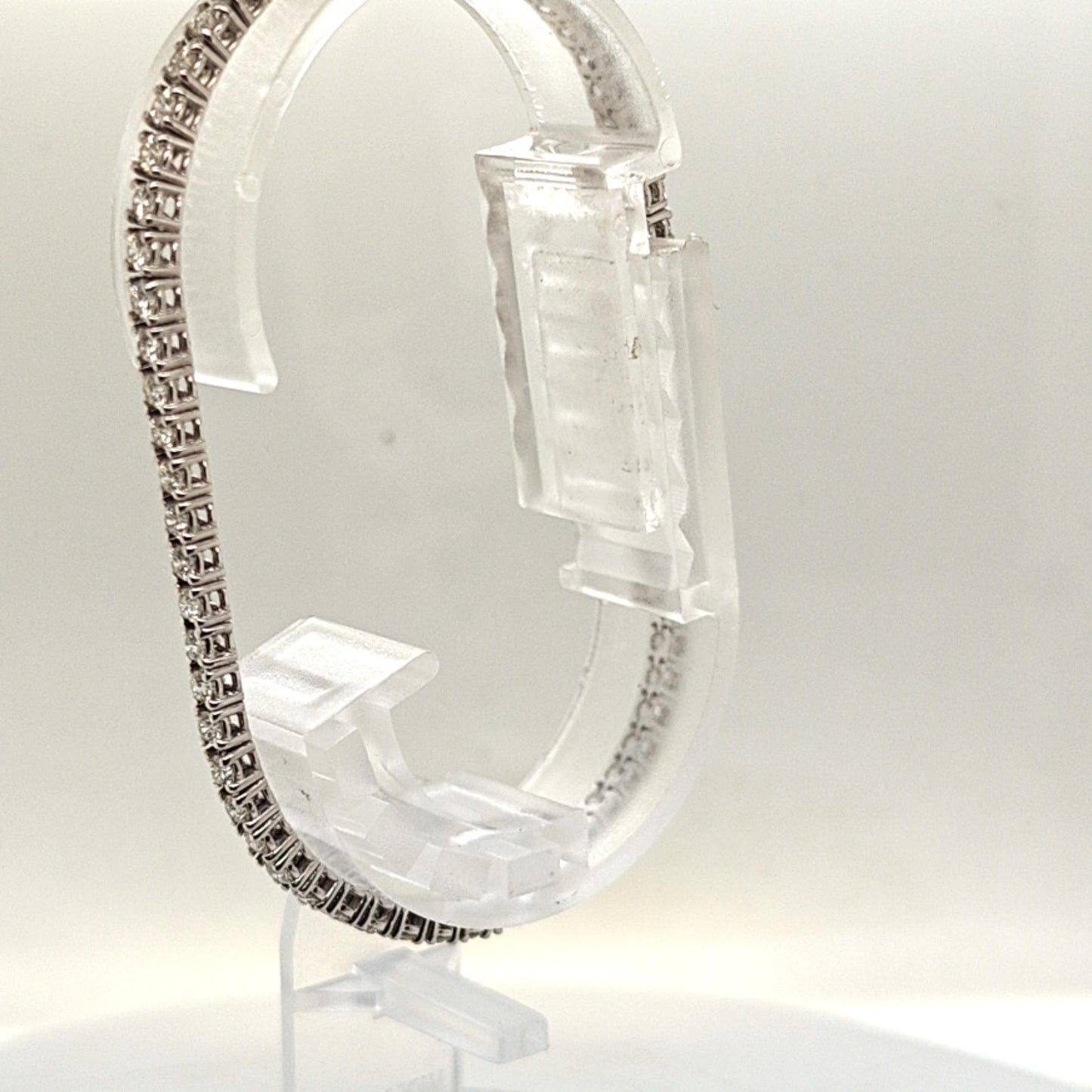 3.02CT DIAMOND TENNIS BRACELET WHITE GOLD