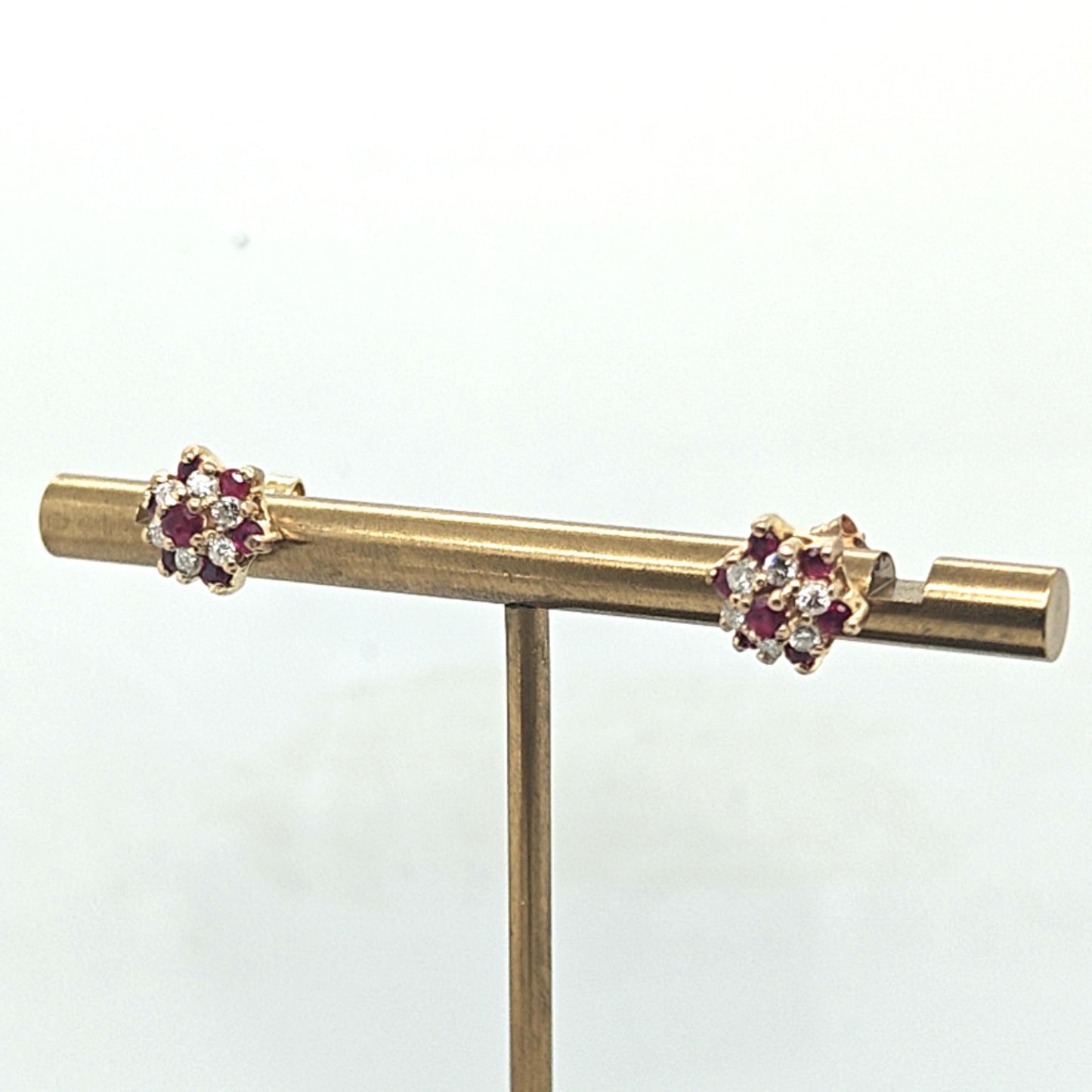 DIAMOND AND RUBY CLUSTER EARRINGS YELLOW GOLD