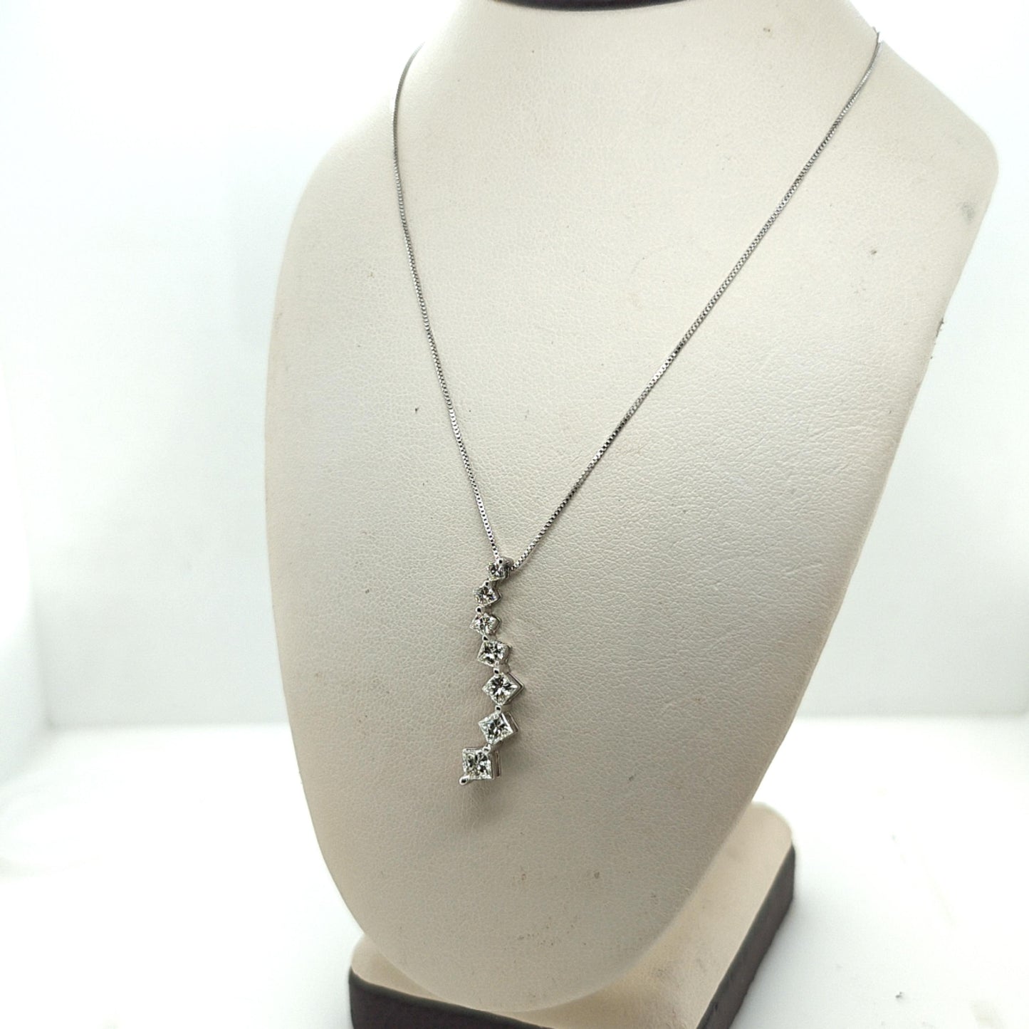 DIAMOND DROP PENDANT 1.05CTW PRINCESS CUT