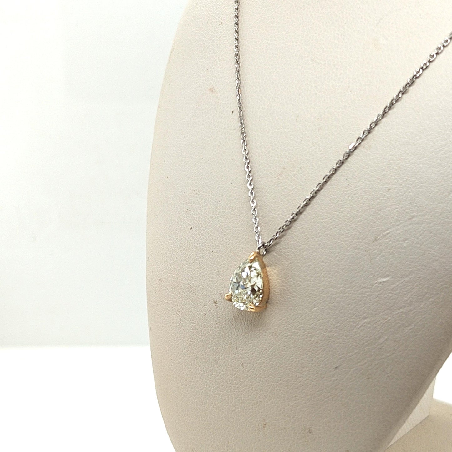 DIAMOND PENDANT NECKLACE 2.01CT PEAR SHAPED