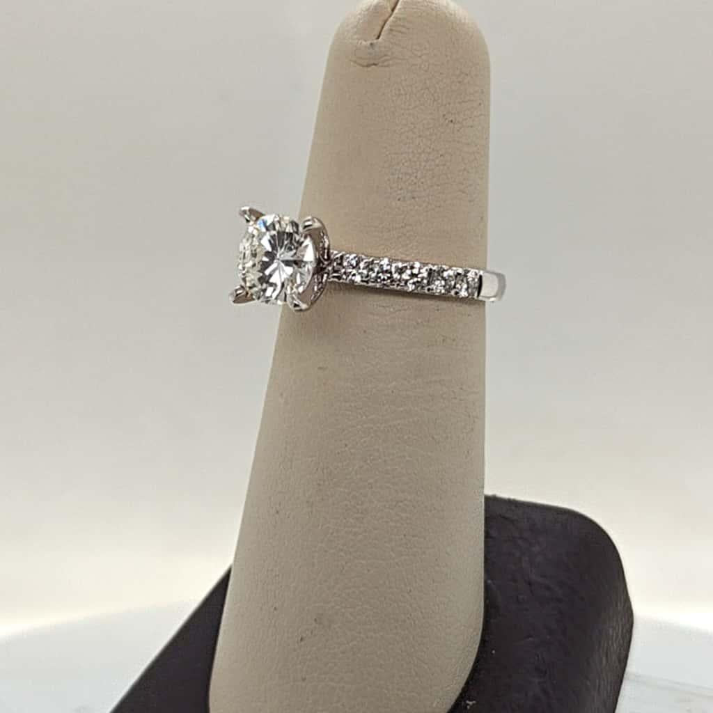 DIAMOND ENGAGEMENT RING ROUND 1.34CT WHITE GOLD