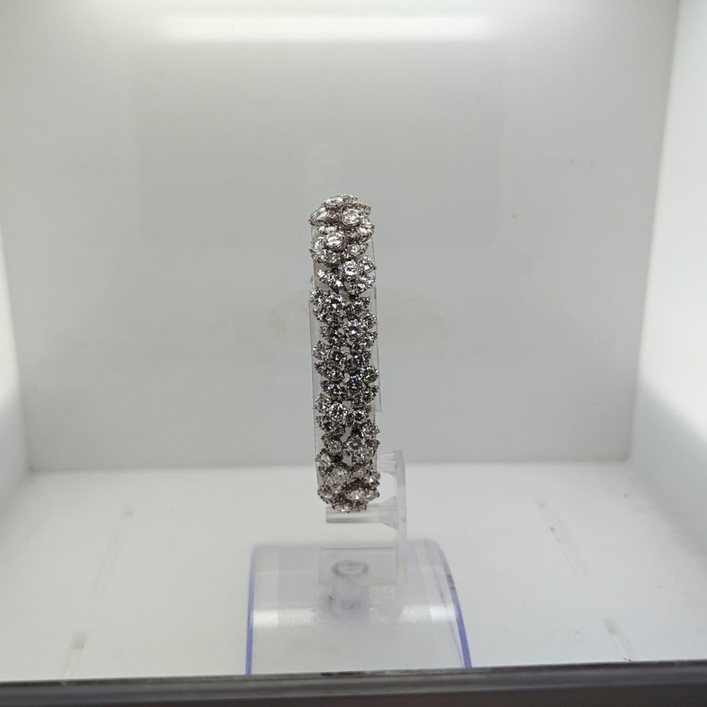 DIAMOND ESTATE BRACELET 22.8CTW HANDMADE PLATINUM