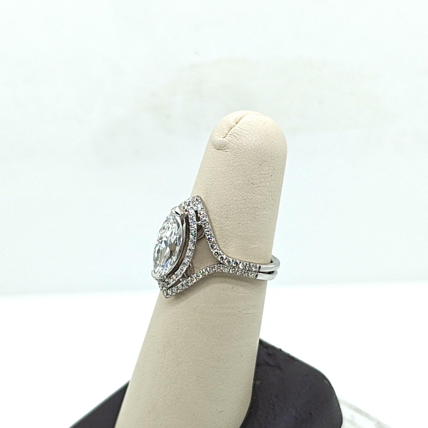 DIAMOND ENGAGEMENT RING 1.46CT MARQUISE GIA D-VS2 WHITE GOLD