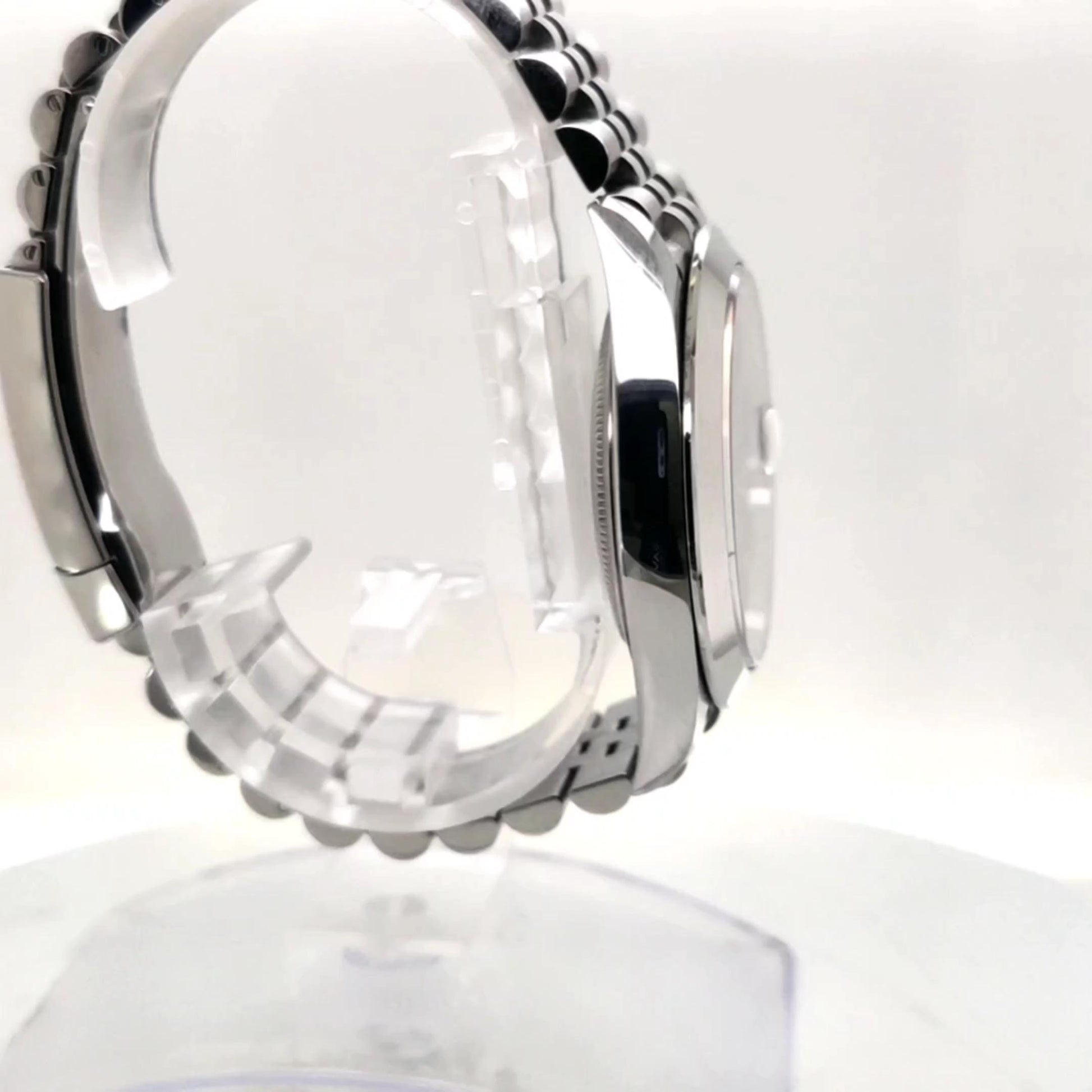 ROLEX DATEJUST 41MM RHODIUM DIAL WITH CARD