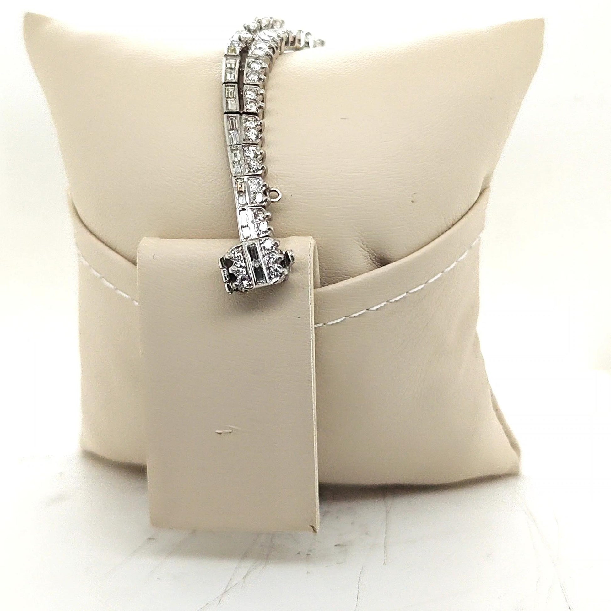 DECO STYLE PLATINUM DIAMOND BRACELET