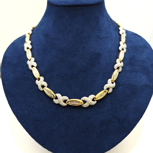 DIAMOND X & OVAL NECKLACE 18K