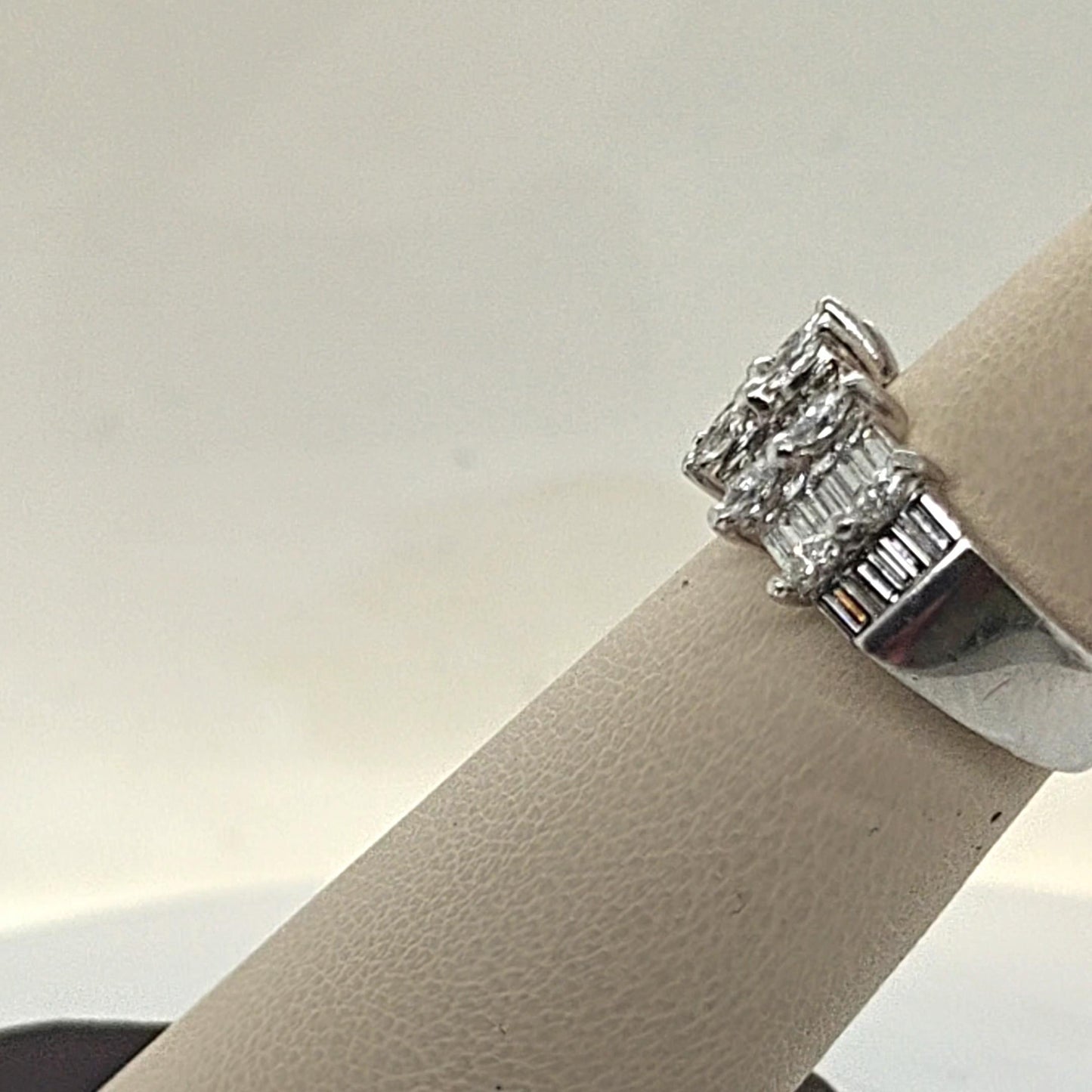 PLATINUM AND DIAMOND BAGUETTE & MARQUISE BAND RING 2.5CT