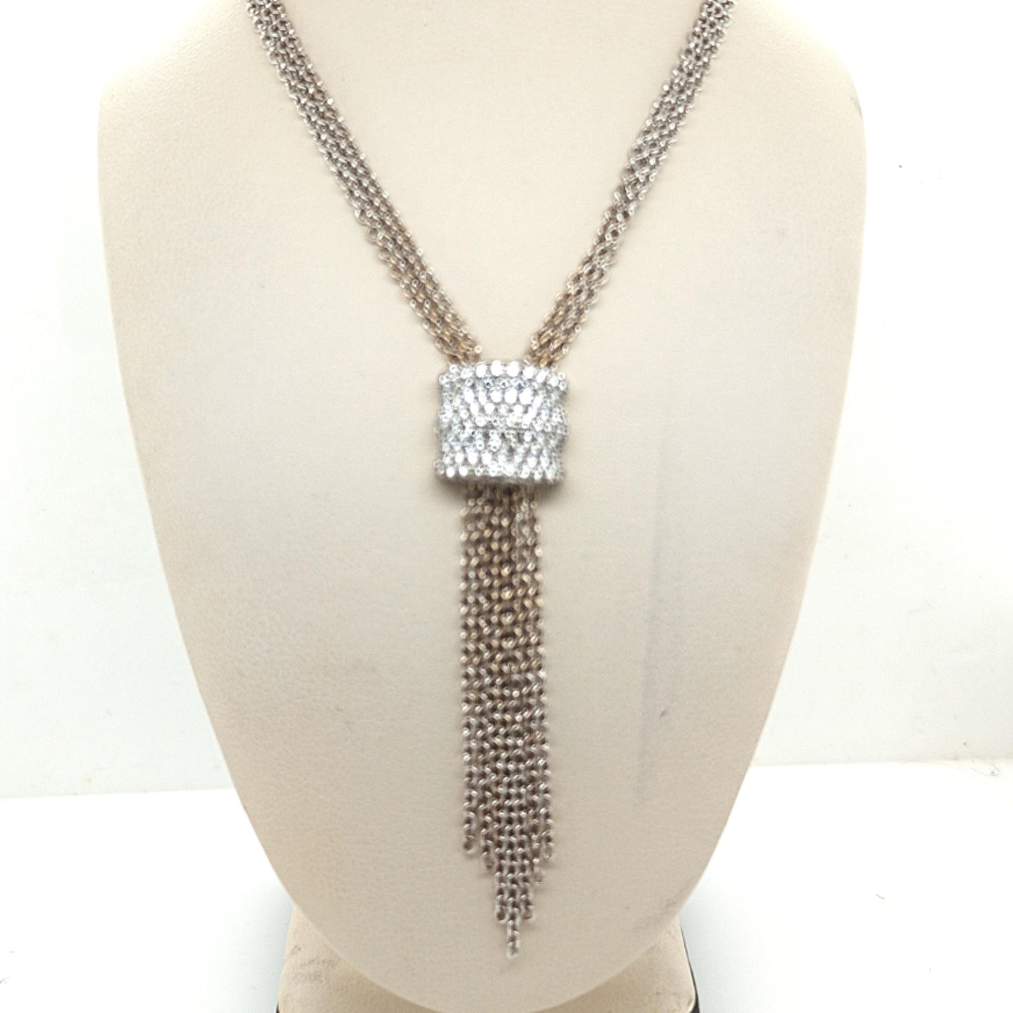 DIAMOND TASSEL NECKLACE WHITE GOLD AND PLATINUM 1.34CT