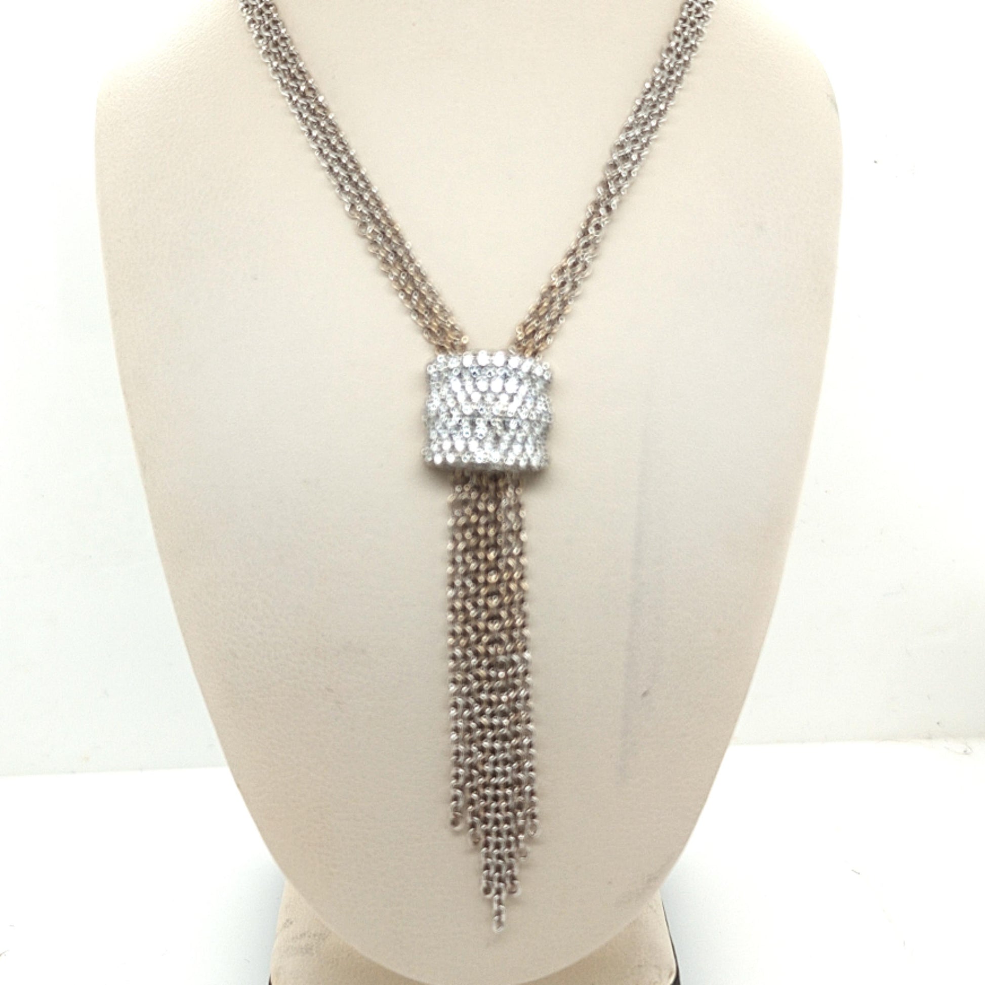 DIAMOND TASSEL NECKLACE WHITE GOLD AND PLATINUM 1.34CT