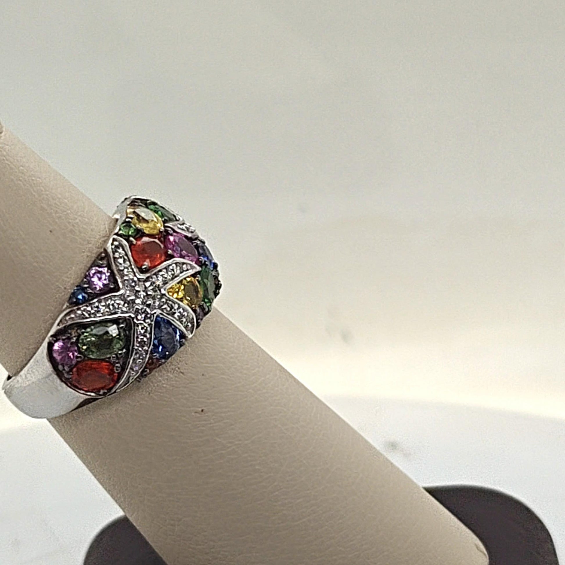 MULTI STONE AND DIAMOND STARFISH RING WHITE GOLD