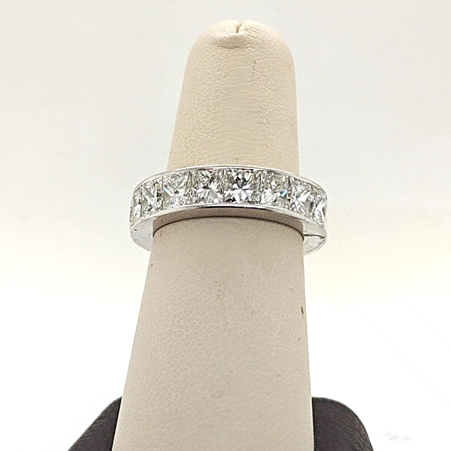 DIAMOND ETERNITY BAND PRINCESS CUT 10.05CT PLATINUM