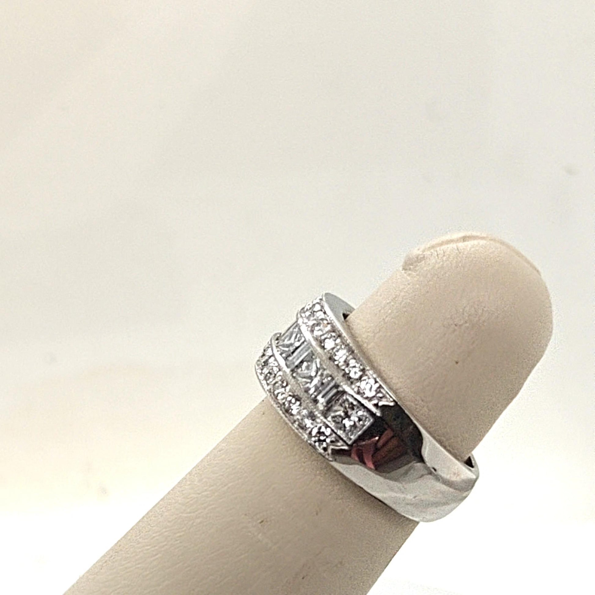 DIAMOND RING BAND PRINCESS AND ROUND 2.05CTW PLATINUM