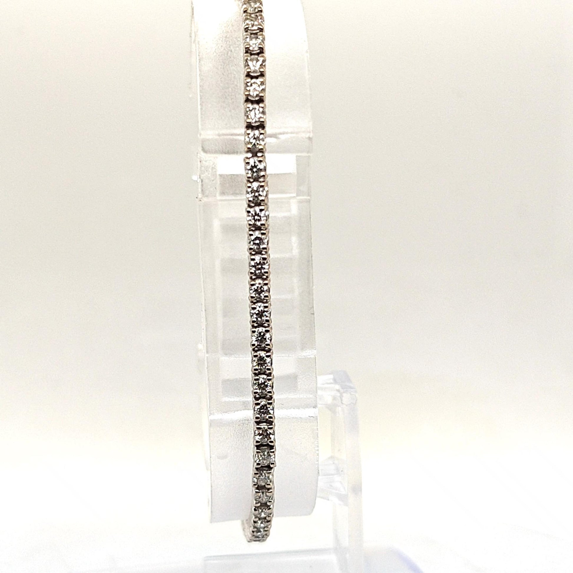 DIAMOND TENNIS BRACELET 3.01CT WHITE GOLD