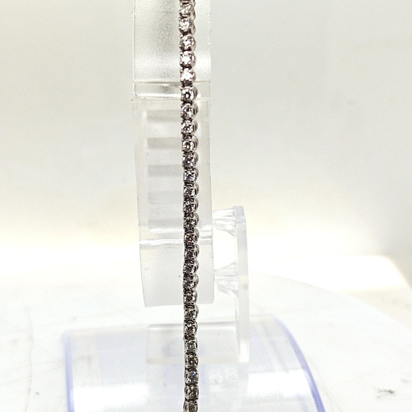 DIAMOND TENNIS BRACELET 2.24CT WHITE GOLD