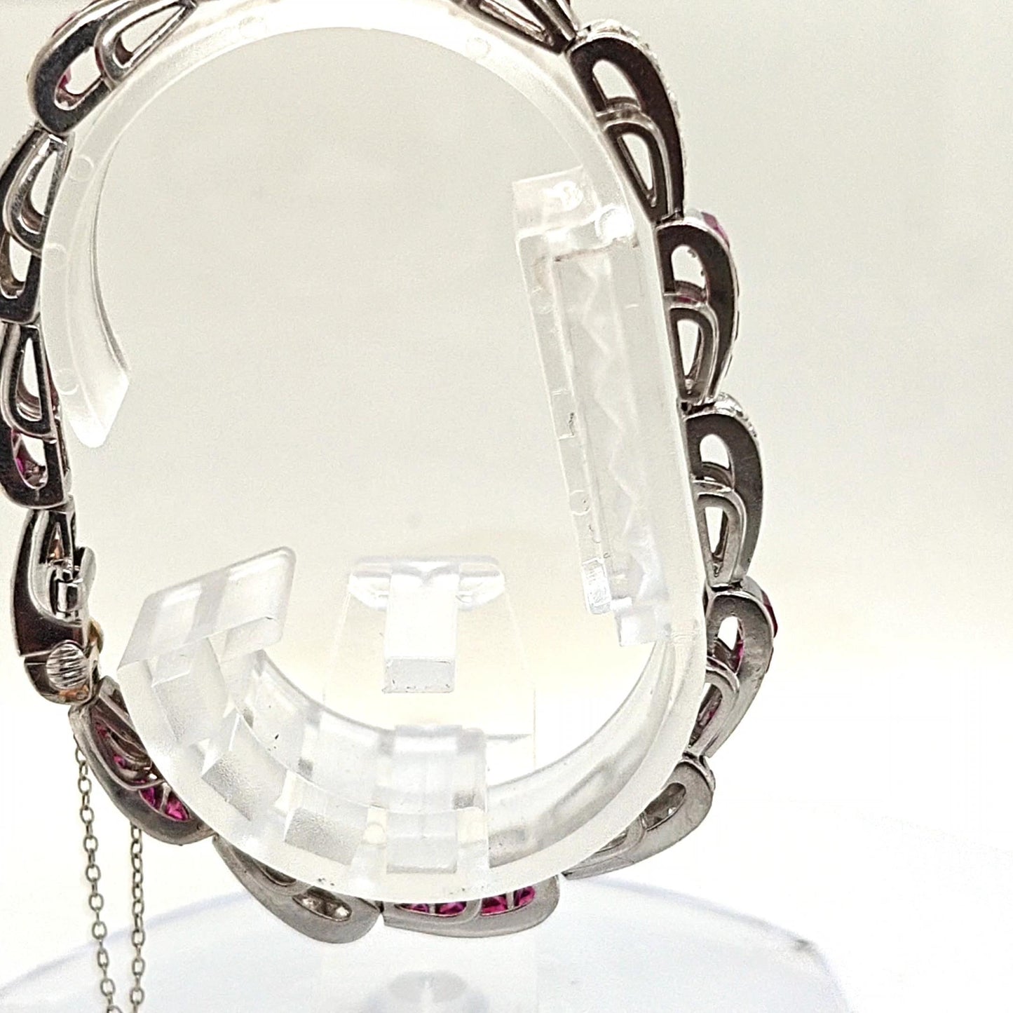 DIAMOND AND RUBY BRACELET PLATINUM