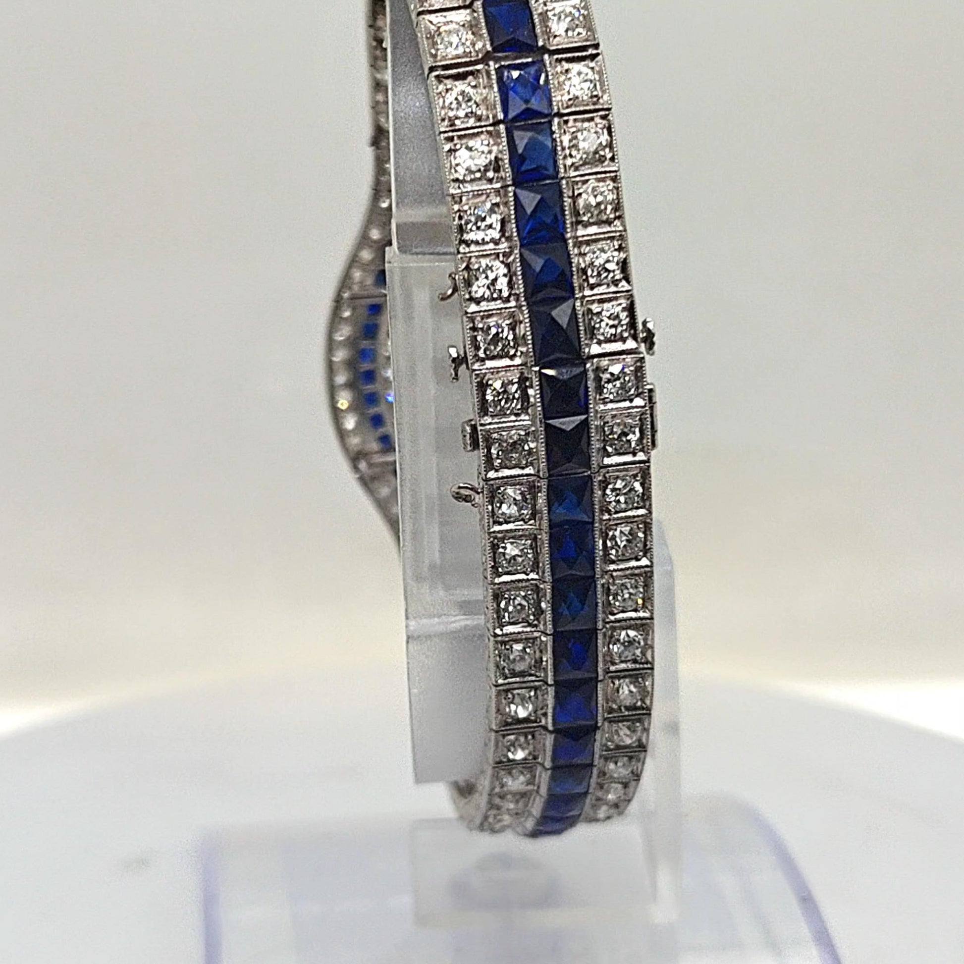 DIAMOND AND SAPPHIRE ART DECO BRACELET PLATINUM