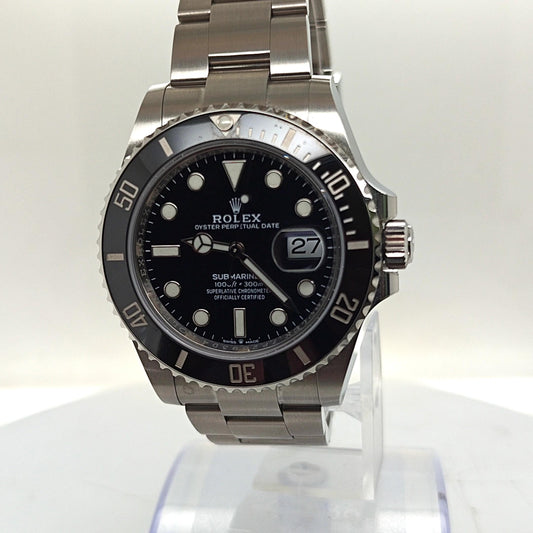 ROLEX SUBMARINER  BLACK DIAL CERAMIC BEZEL STAINLESS STEEL 41MM