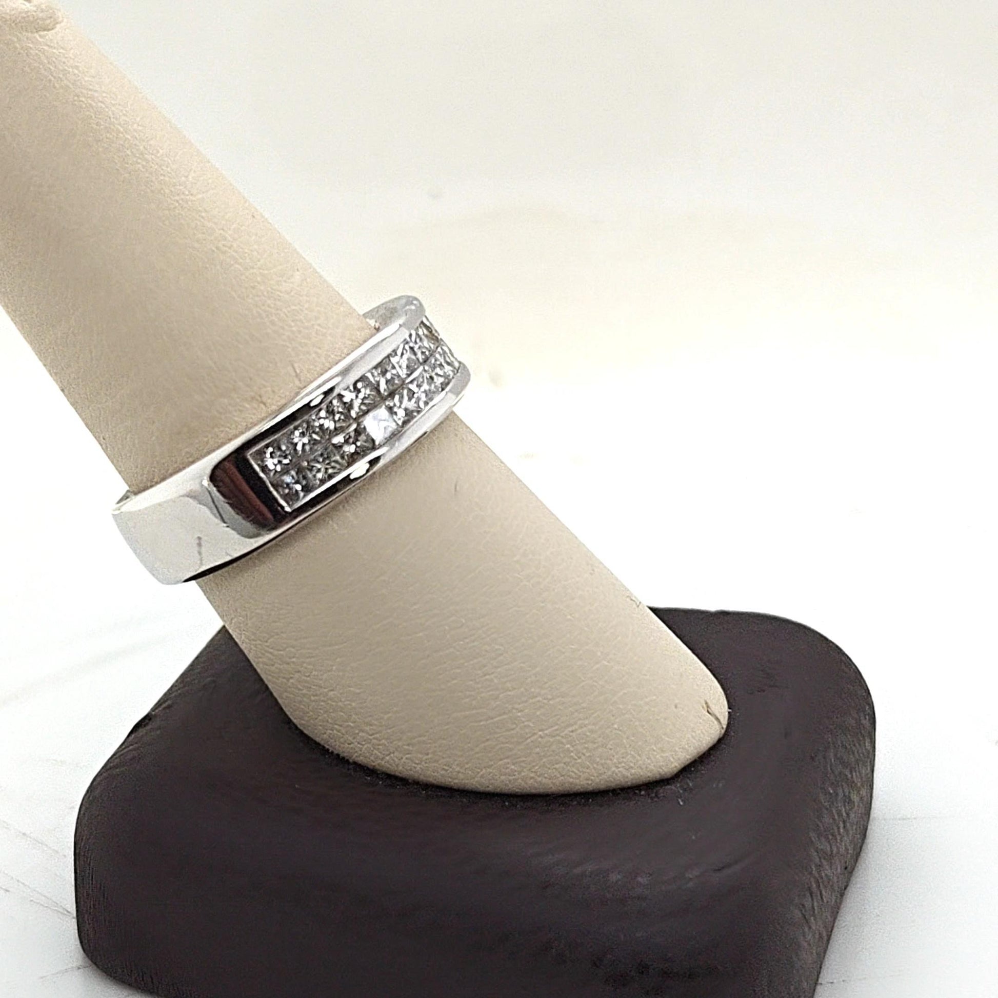 MENS DIAMOND WEDDING BAND INVISIBLE SET WHITE GOLD 1.05CT