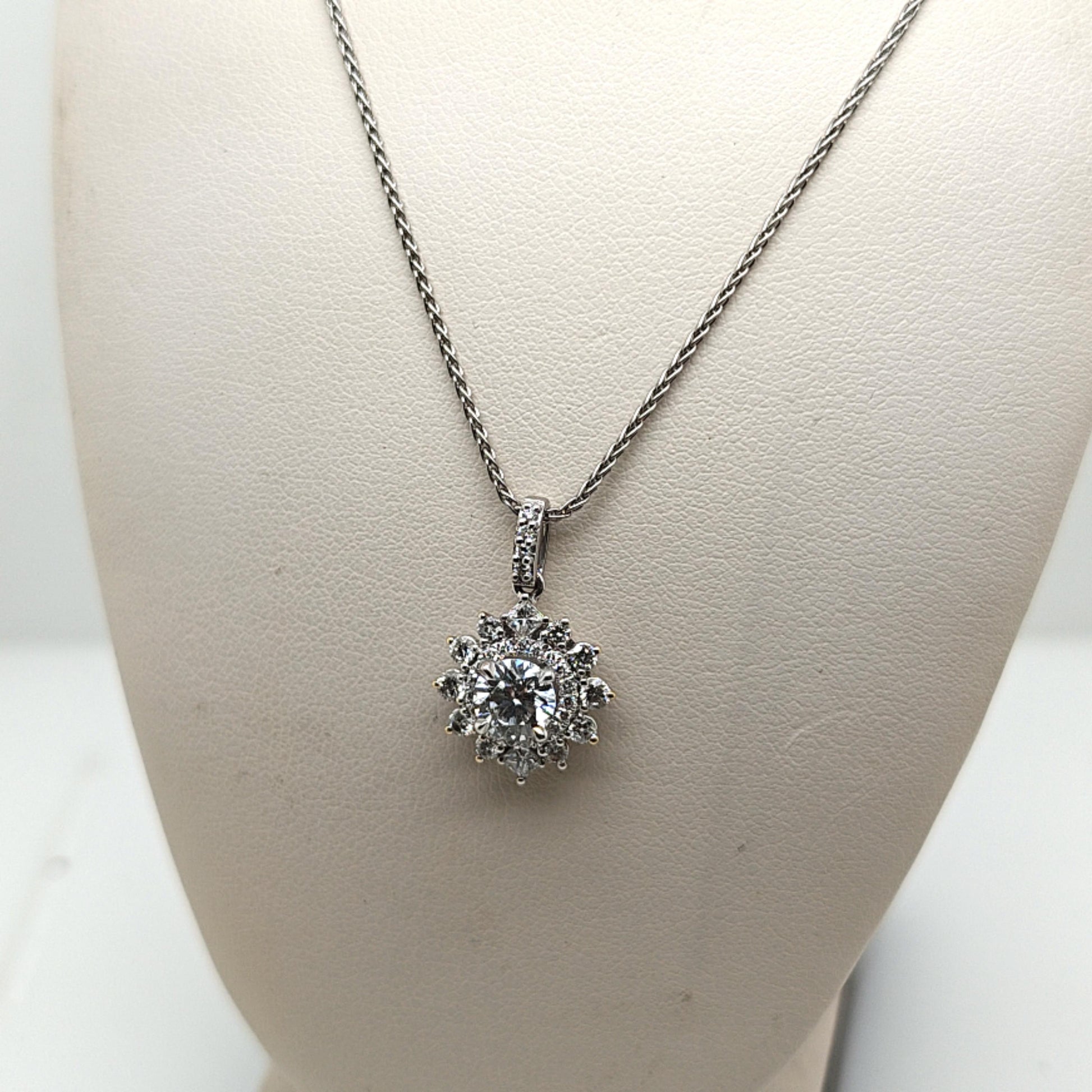 DIAMOND CLUSTER PENDANT NECKLACE 1.51CTW WHITE GOLD