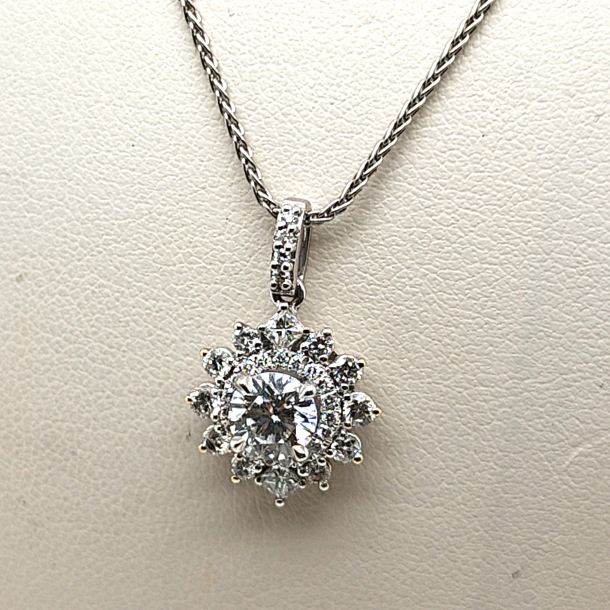 DIAMOND CLUSTER PENDANT NECKLACE 1.51CTW WHITE GOLD