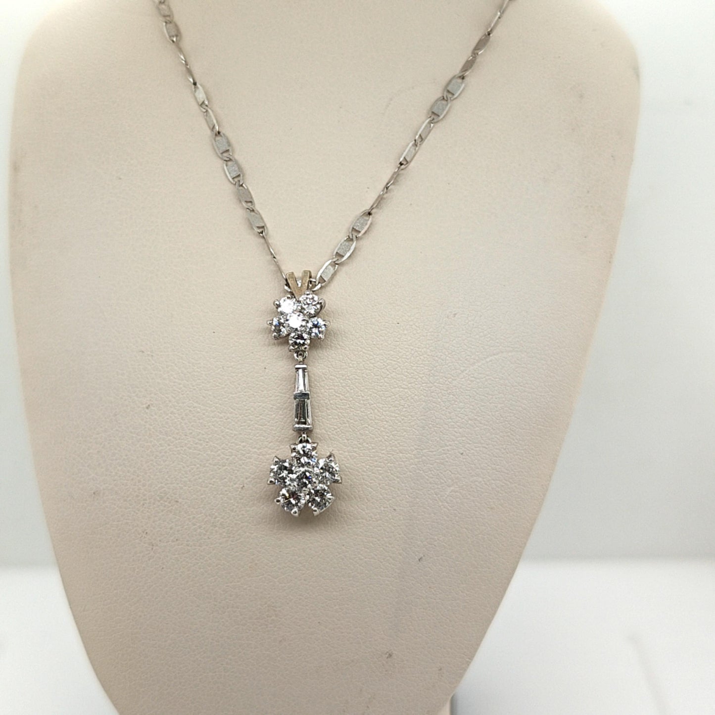 TWO DIAMOND CLUSTERS PENDANT NECKLACE WHITE GOLD
