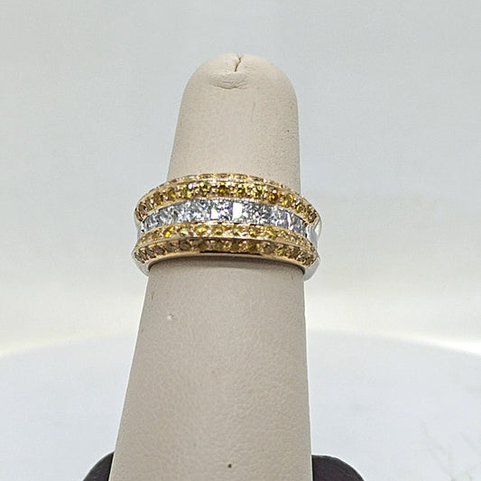 DIAMOND RING BAND FANCY YELLOW AND PRINCES CUT WHITE GOLD
