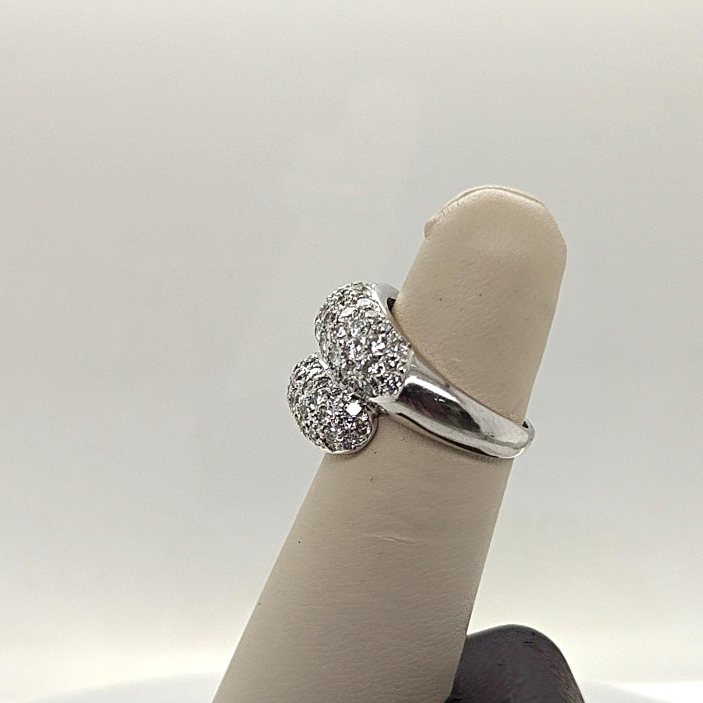 DIAMOND PAVE SPIRAL RING 2.0CT WHITE GOLD