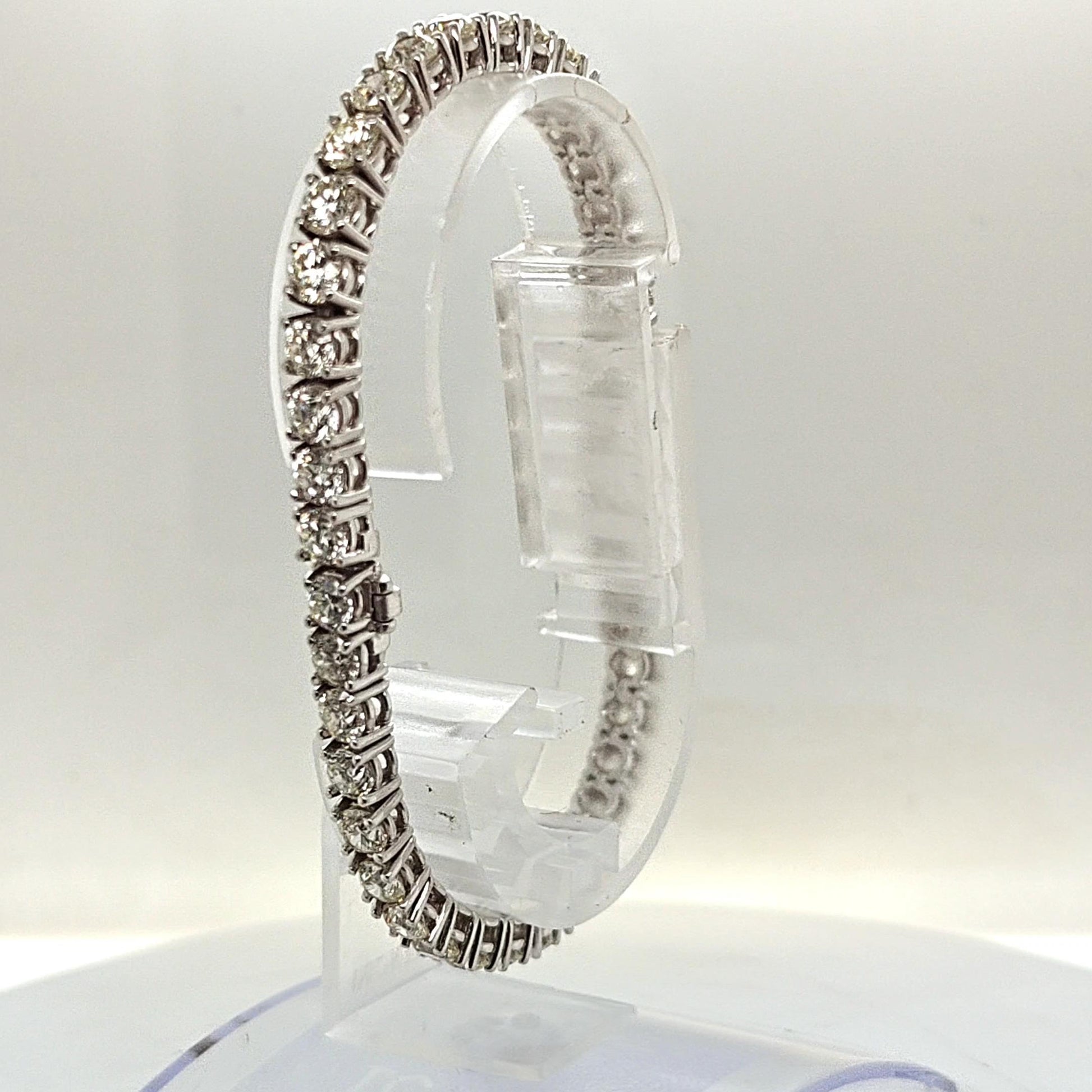 DIAMOND TENNIS BRACELET 12.52CT WHITE GOLD