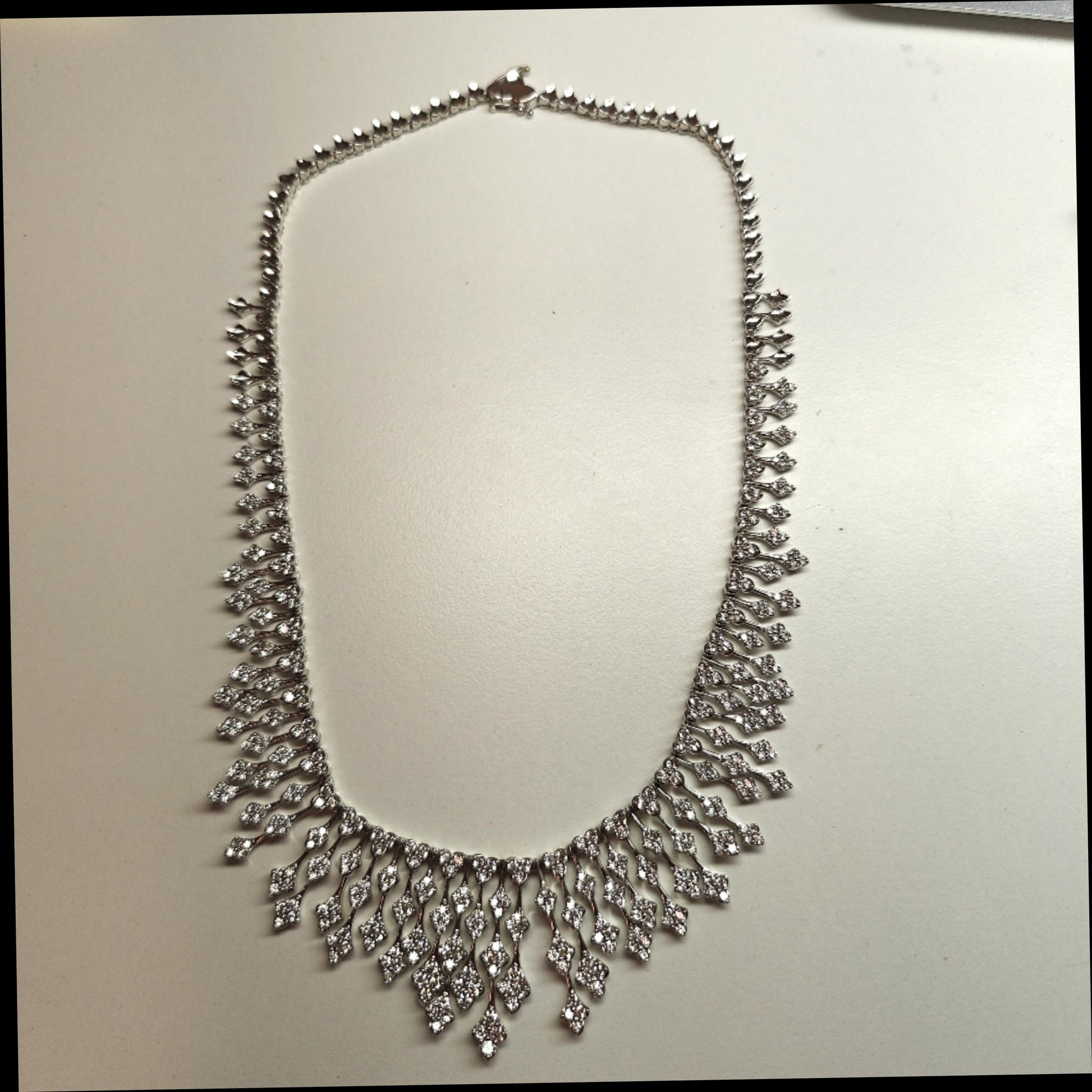 DIAMOND NECKLACE DRIP 18K WHITE GOLD