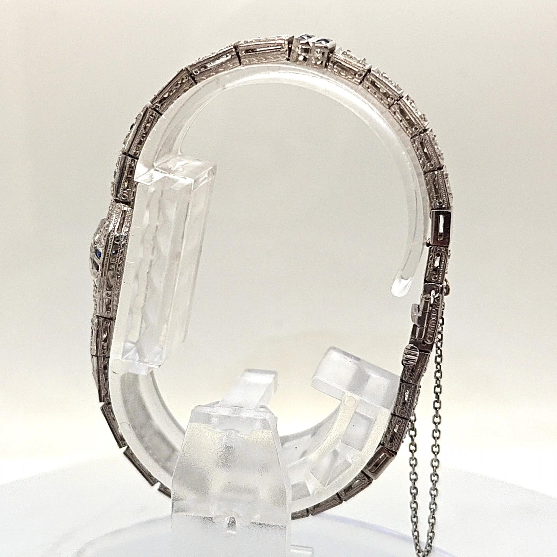 DIAMOND AND SAPPHIRE ART DECO BRACELET PLATINUM