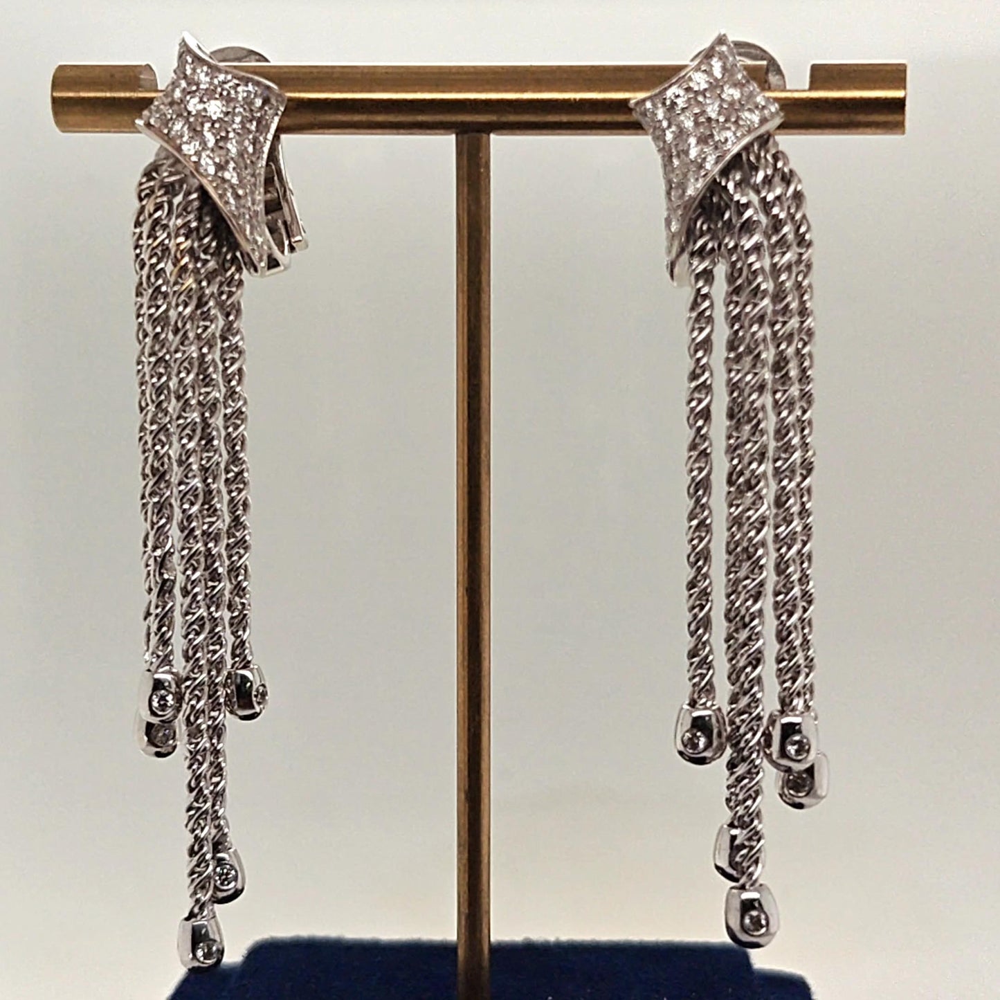 DIAMOND DANGLE EARRINGS 2.07CT WHITE GOLD
